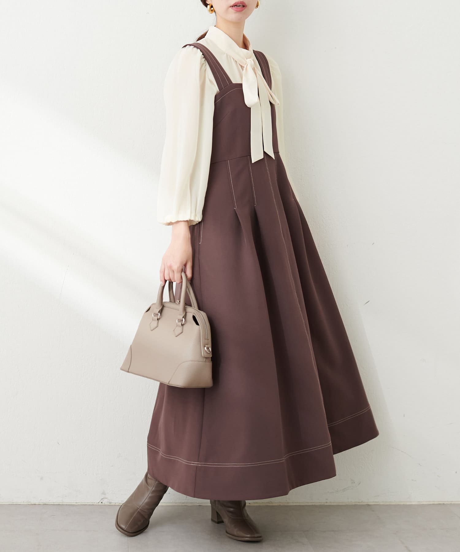 異素材使いお上品ボウタイブラウス | natural couture(ナチュラルクチュール)レディース | PAL CLOSET(パルクローゼット)  - パルグループ公式ファッション通販サイト