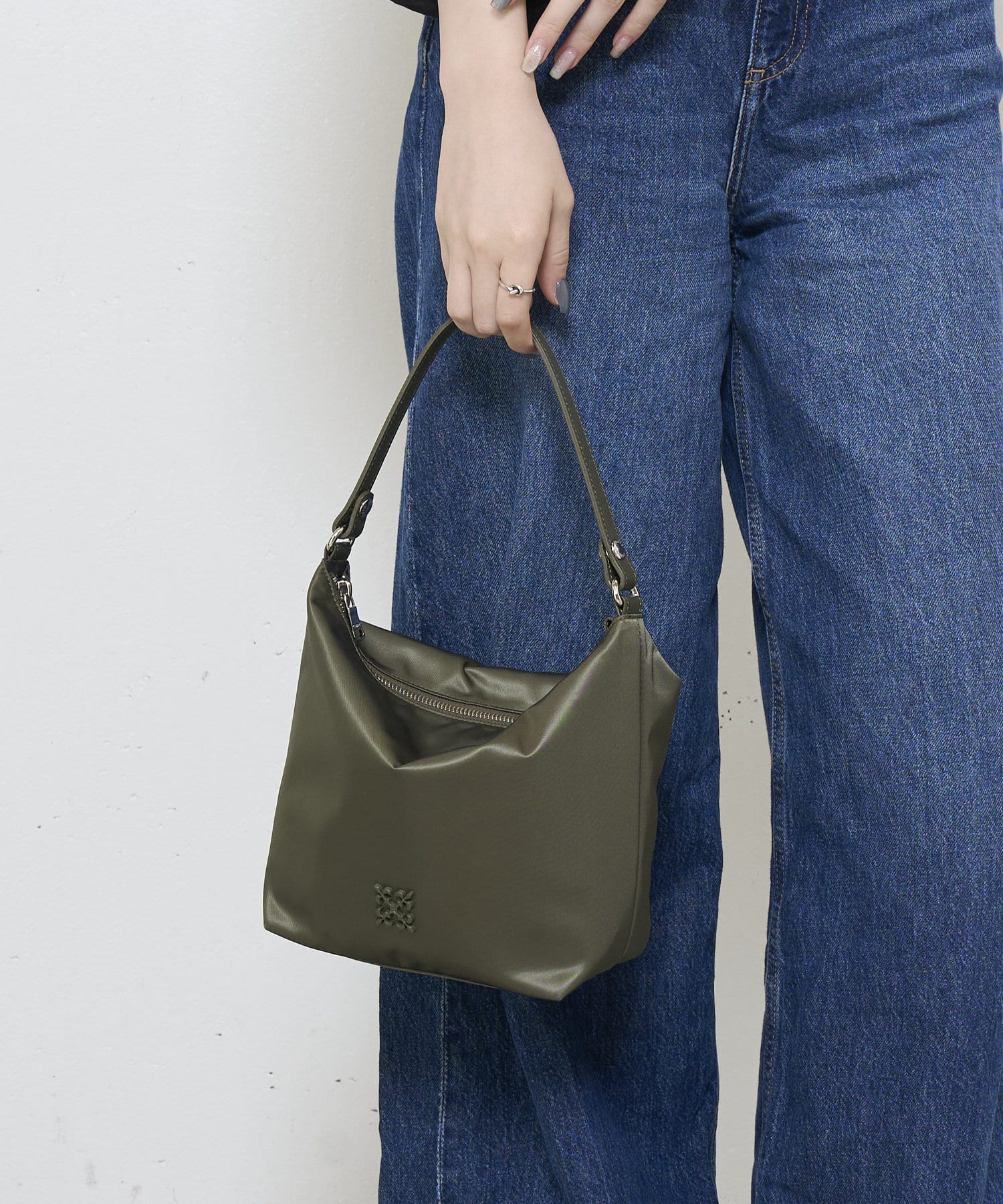 russet(ラシット) [310g/撥水性あり] 【名品】ナイロン2wayシンプルショルダーバッグ