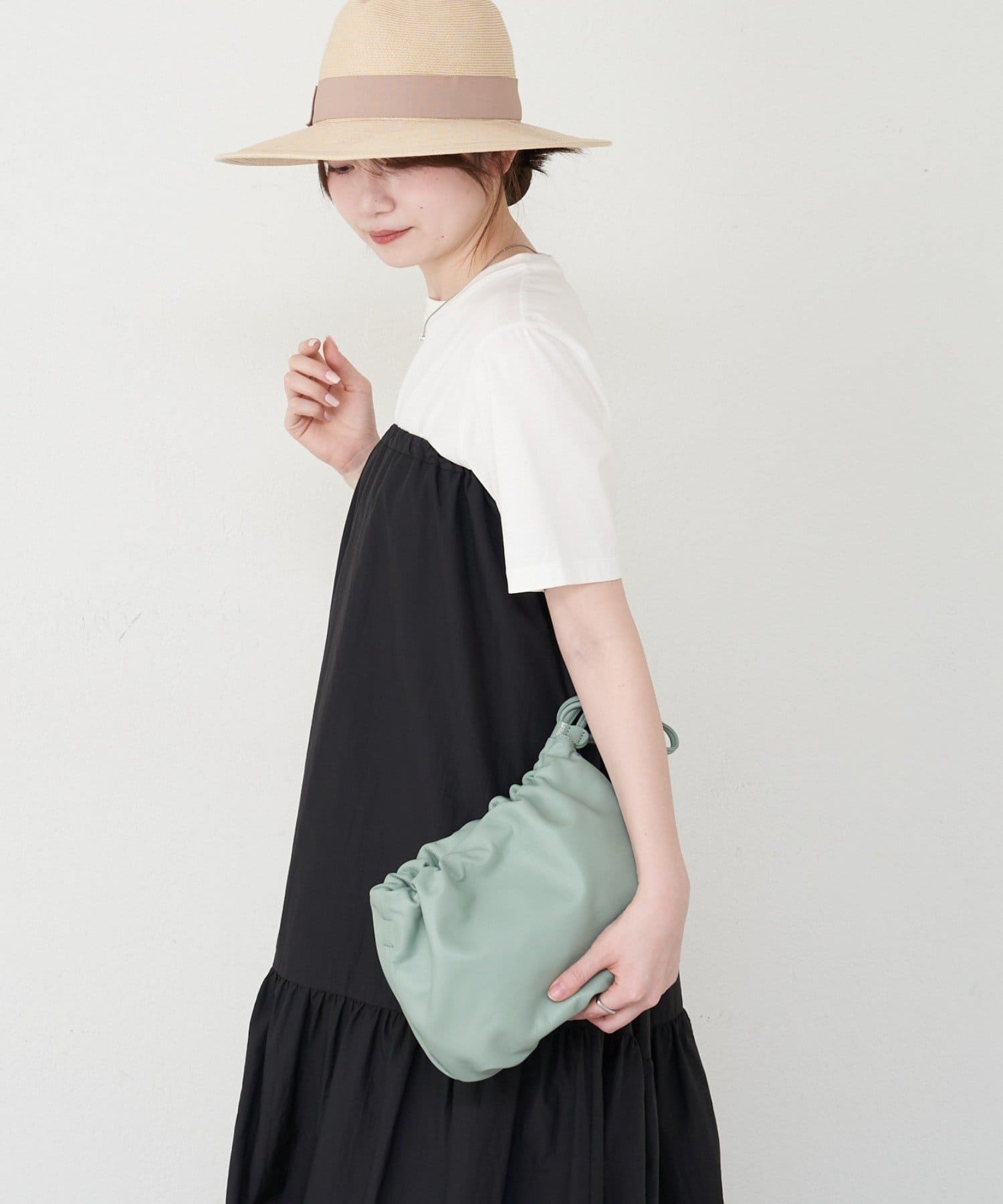 russet(ラシット) レザー巾着4WAYショルダーバッグ