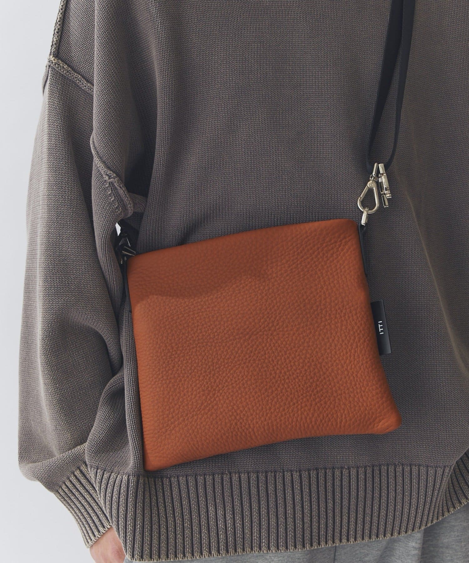 Lui's(ルイス) 【ITTI / イッチ】Sacoche S diplo sky(サコッシュ)