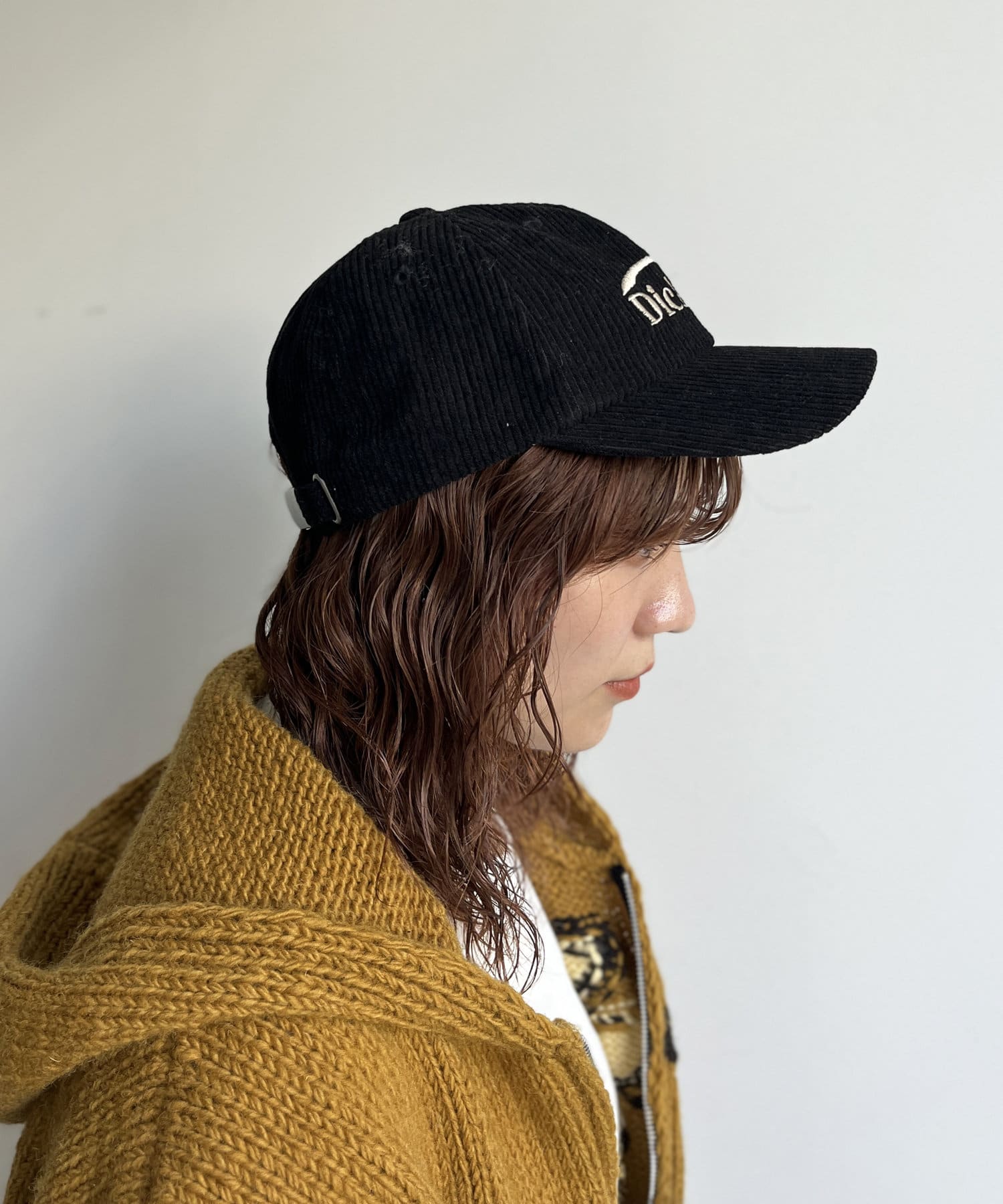 CPCM(シーピーシーエム) 【Dickies】コーデュロイ刺繍キャップ