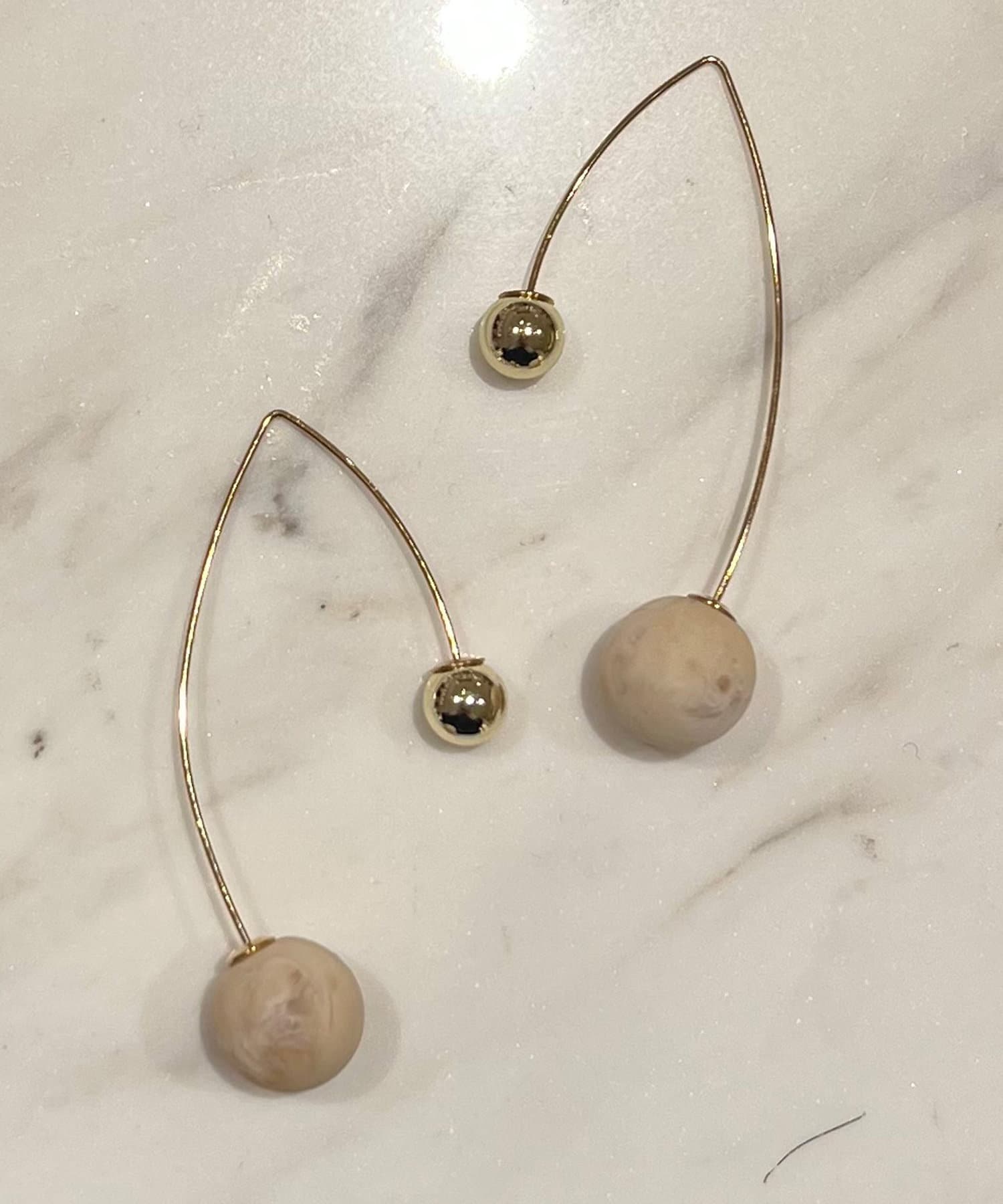 Jena　espace merveilleux(ジェナ　エスパスメルヴェイユ) フックカラーピアス