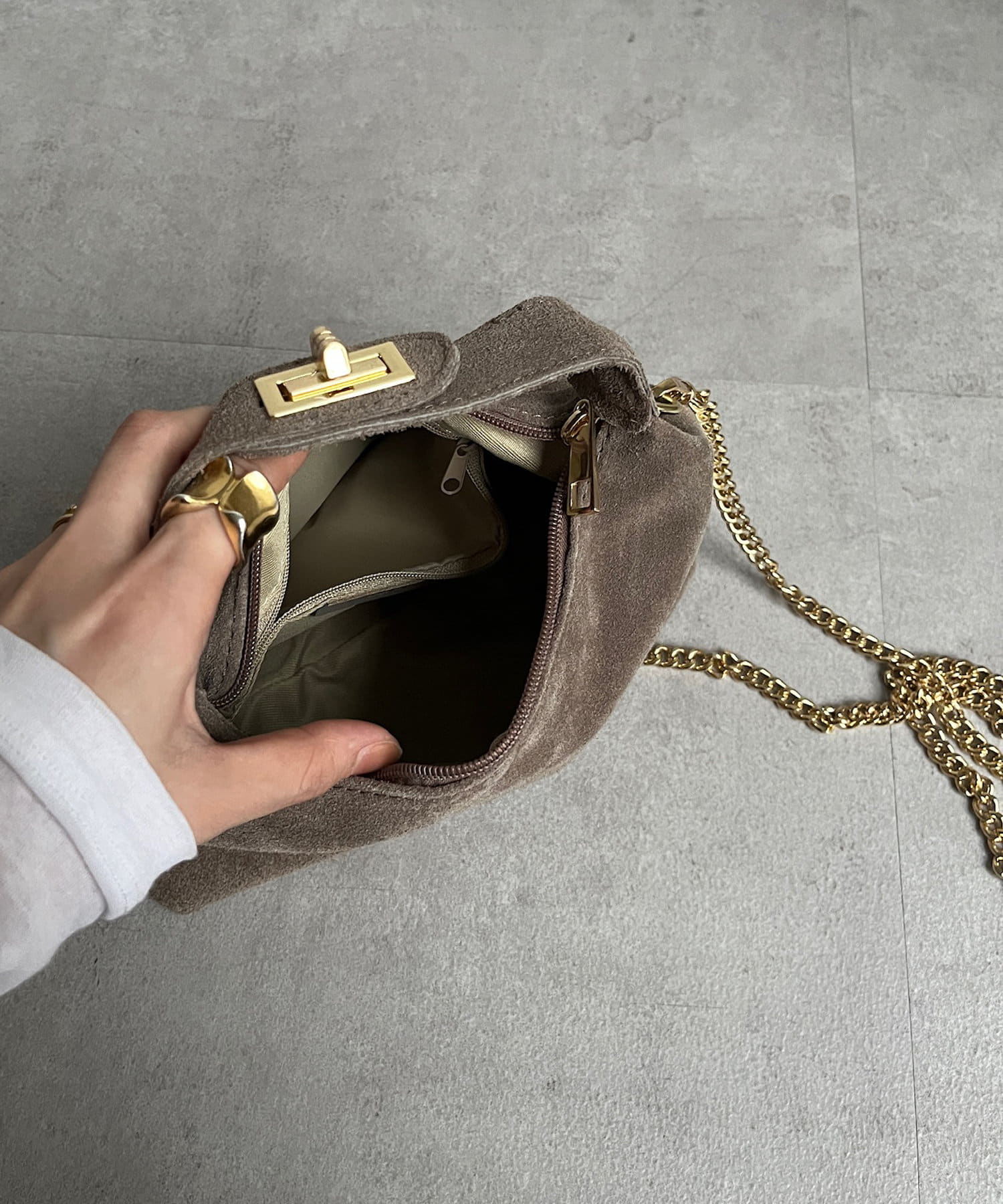 DOUDOU(ドゥドゥ) スエードハンドルバッグ