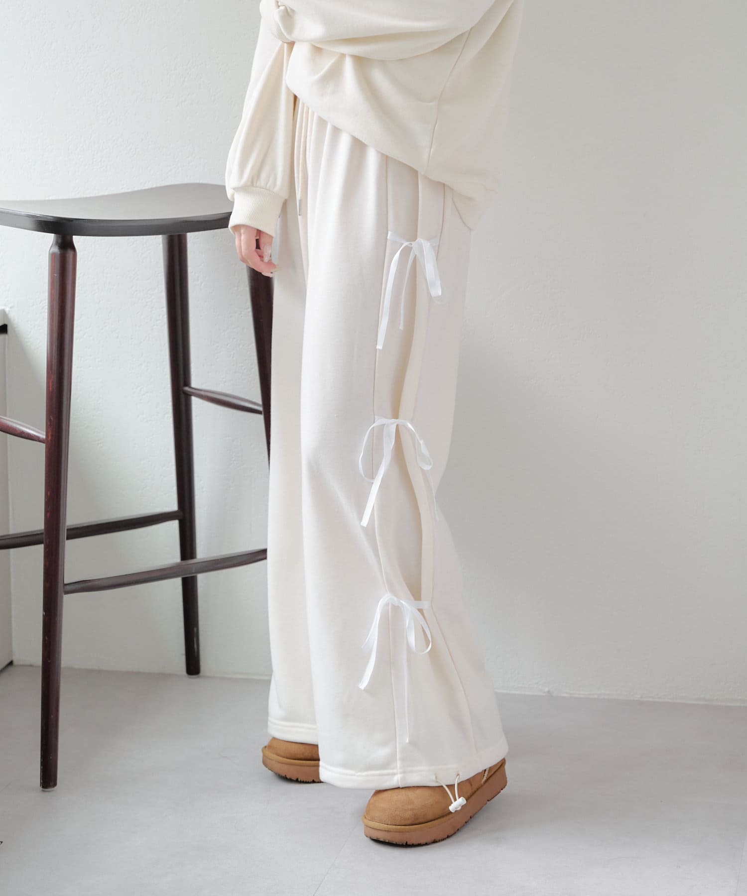 edikted リボンスウェットパンツ セール】サイドリボンスウェットパンツ（スウェットパンツ