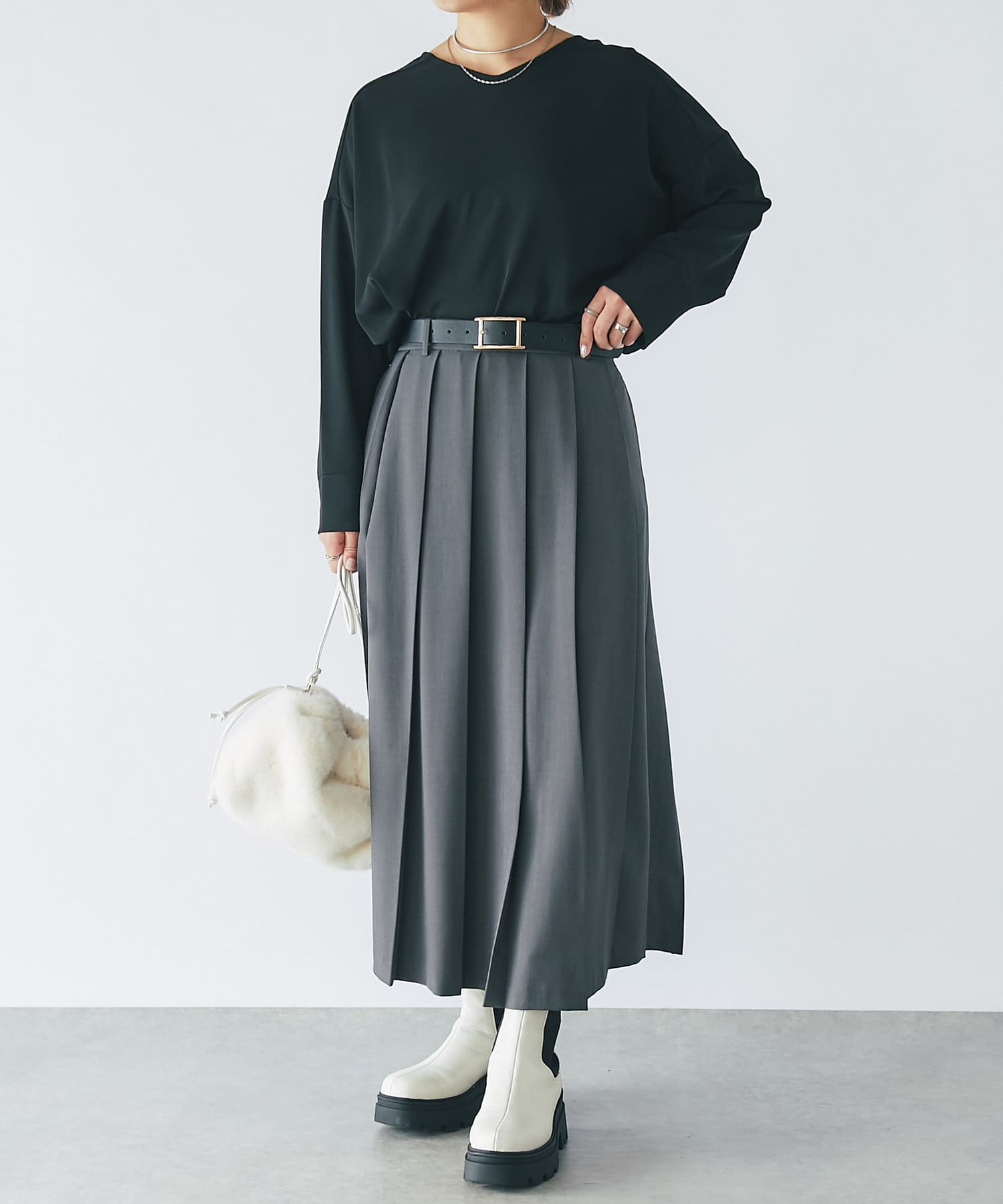 un dix cors(アンディコール) 《ロングシーズン着られる》バックフックTブラウス