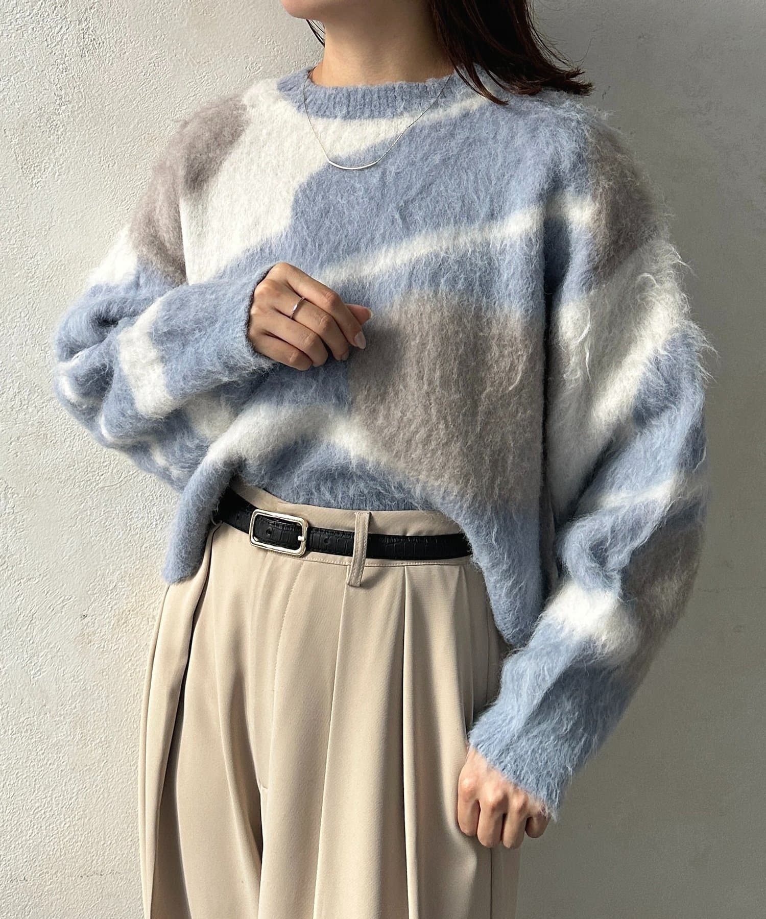 Thevon.(ゼヴォン) ニュアンス柄シャギーニット