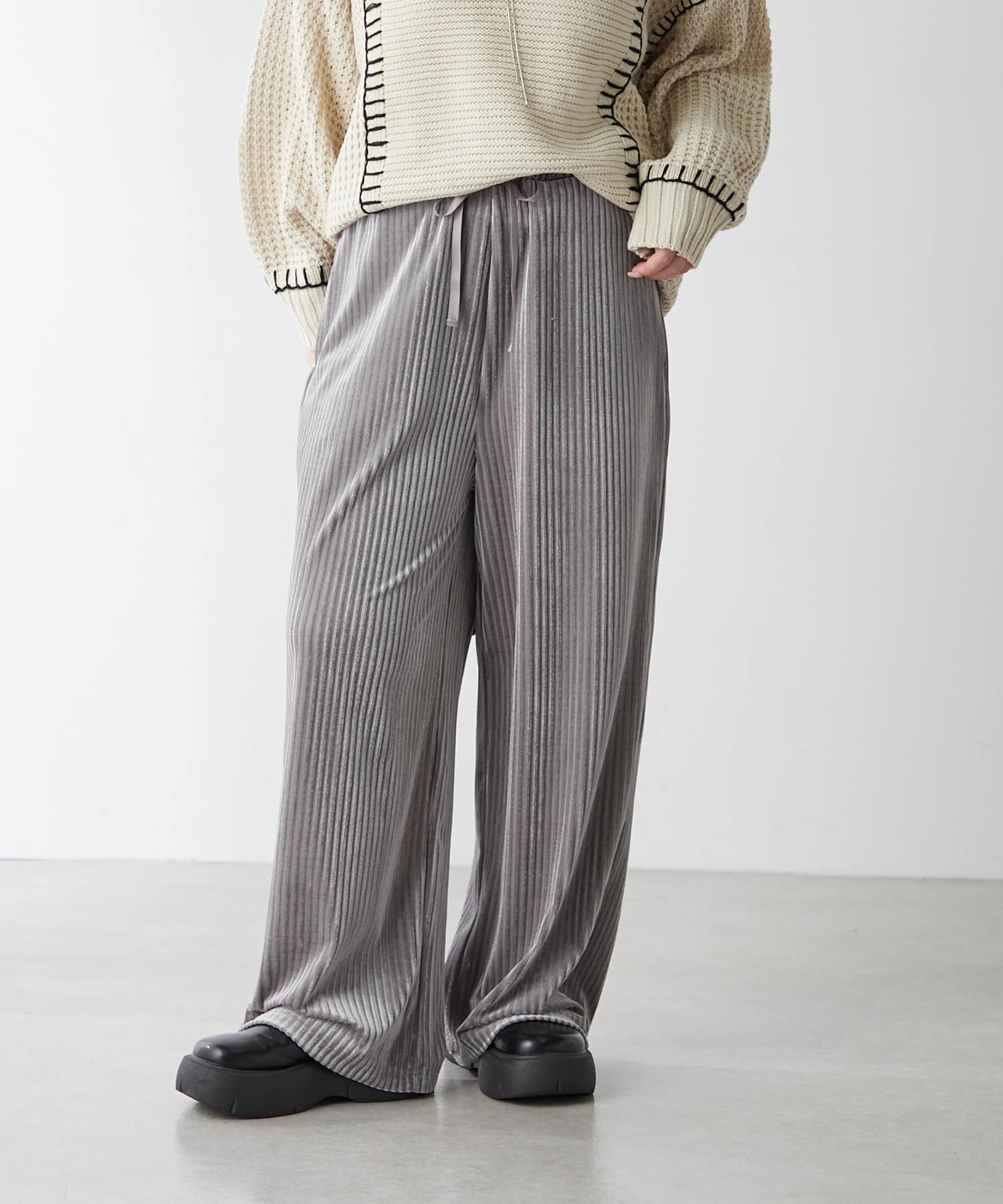 ベロアプリーツパンツ | Remind me and forever(リマインドミーアンド