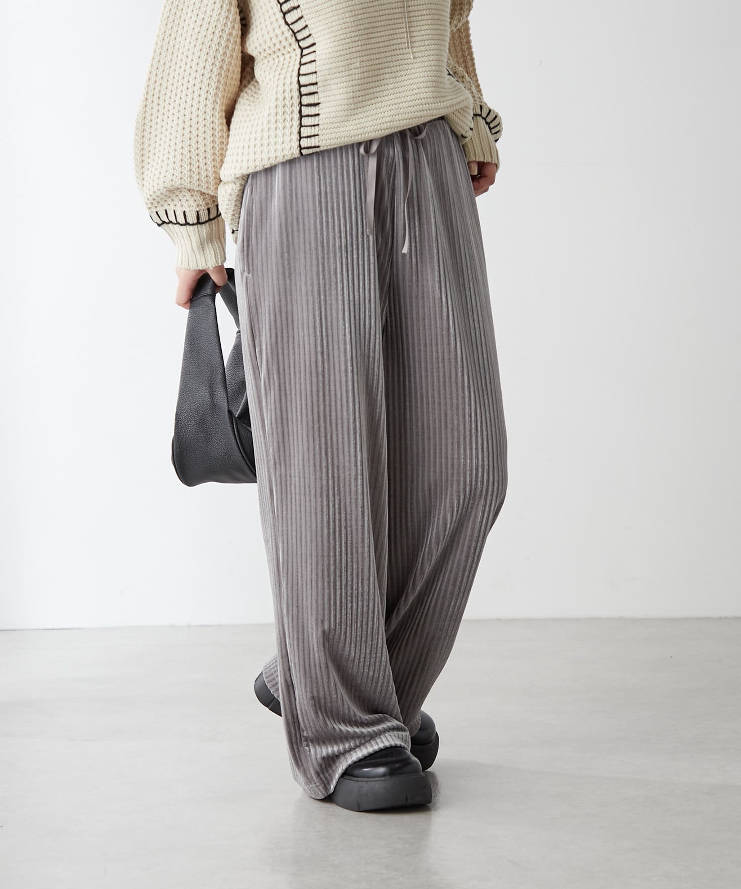 ベロアプリーツパンツ | Remind me and forever(リマインドミーアンド