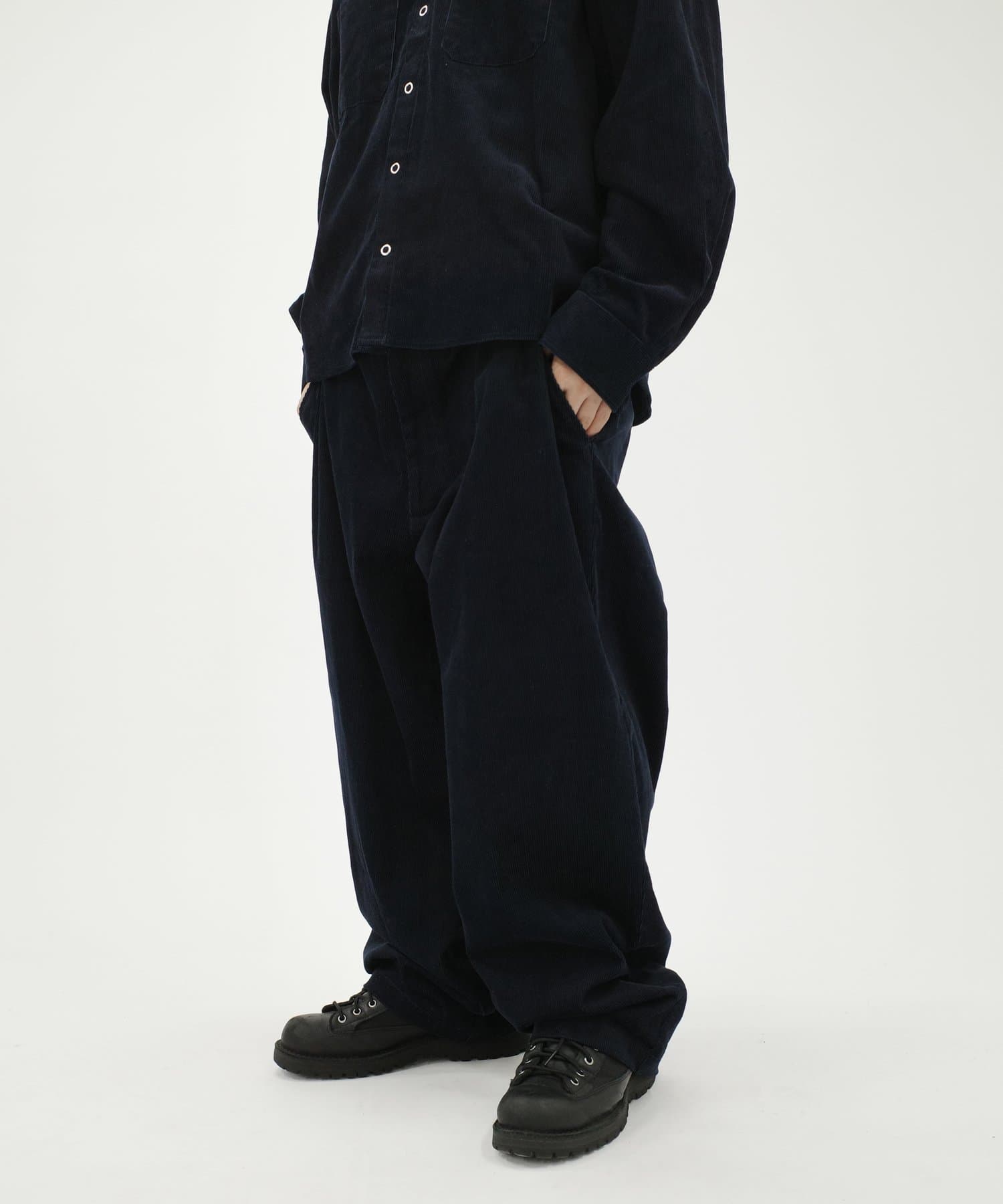 yotsuba コーデュロイ 3ピース セットアップ 黒 yotsuba コーデュロイ 3ピース セットアップ 黒