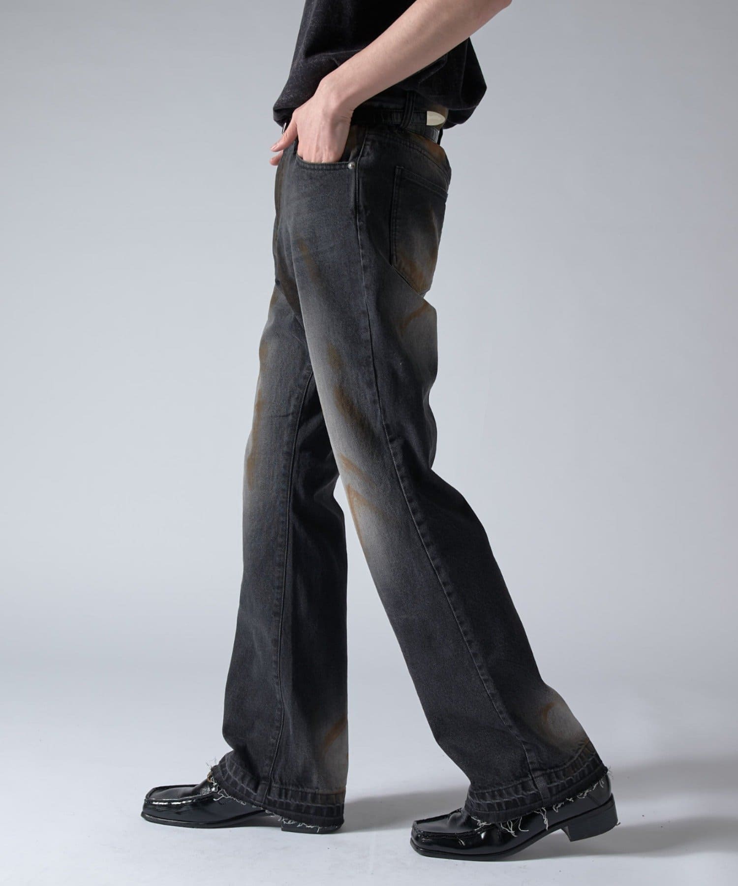 新品 Lui's ルイス 今期 25ss フレアデニム ジーンズ ブラック M