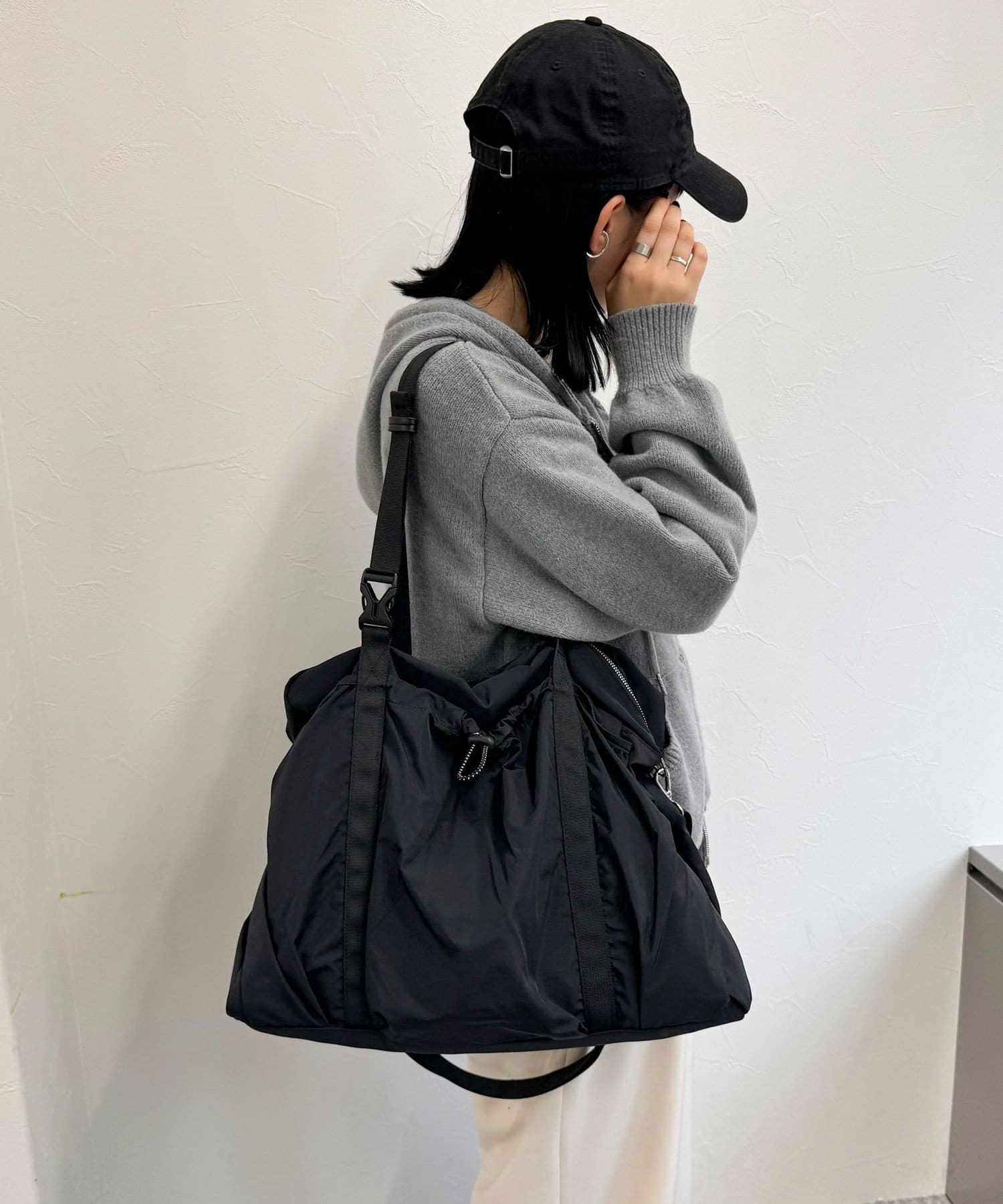un plus un アンプリュスアン スタッズ付き バッグ【未使用品】 合皮エンボスカートバッグ (UNISEX) | St ANDREWS（セント