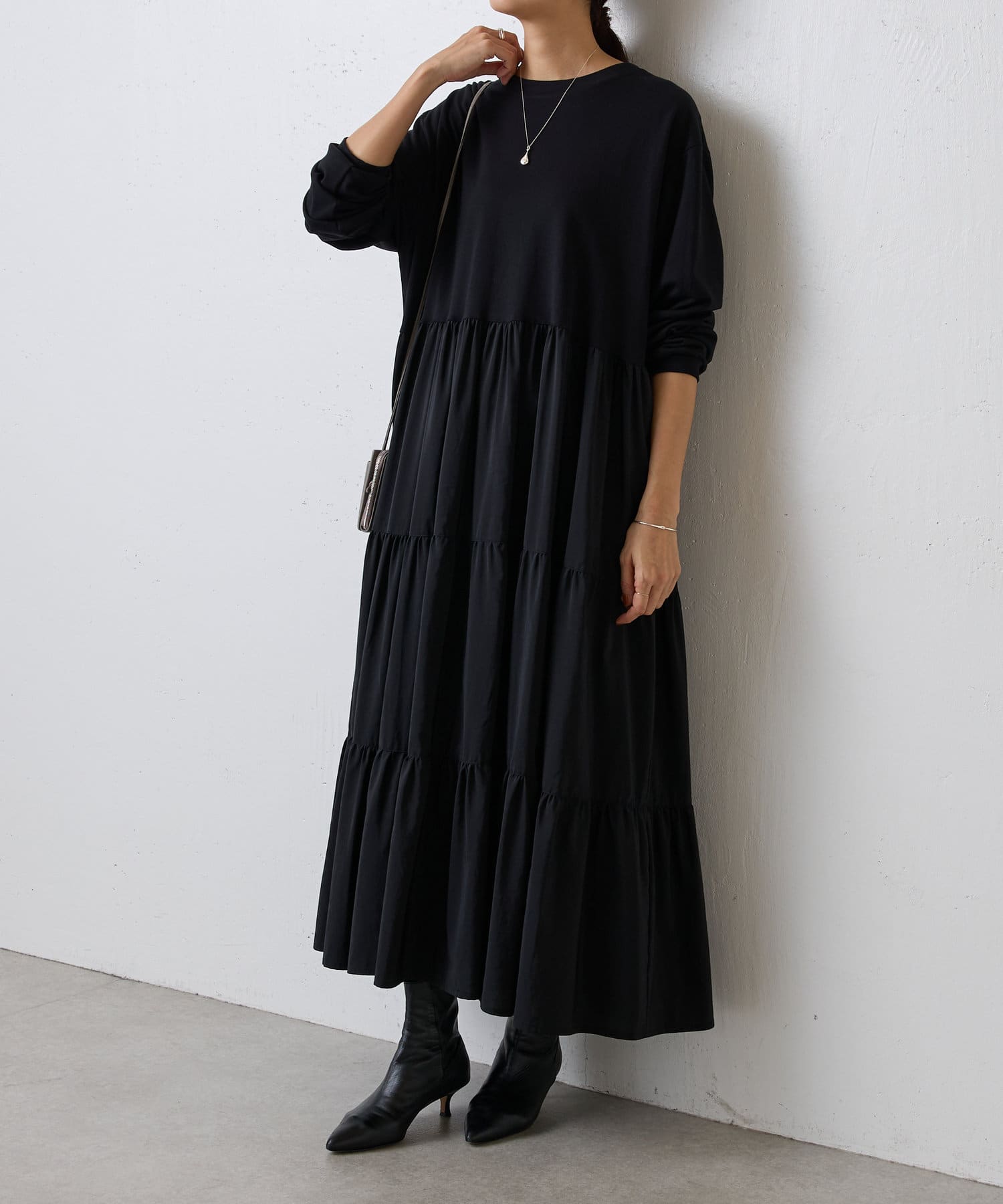 BEARDSLEY ブークレワンピース黒サイズ1