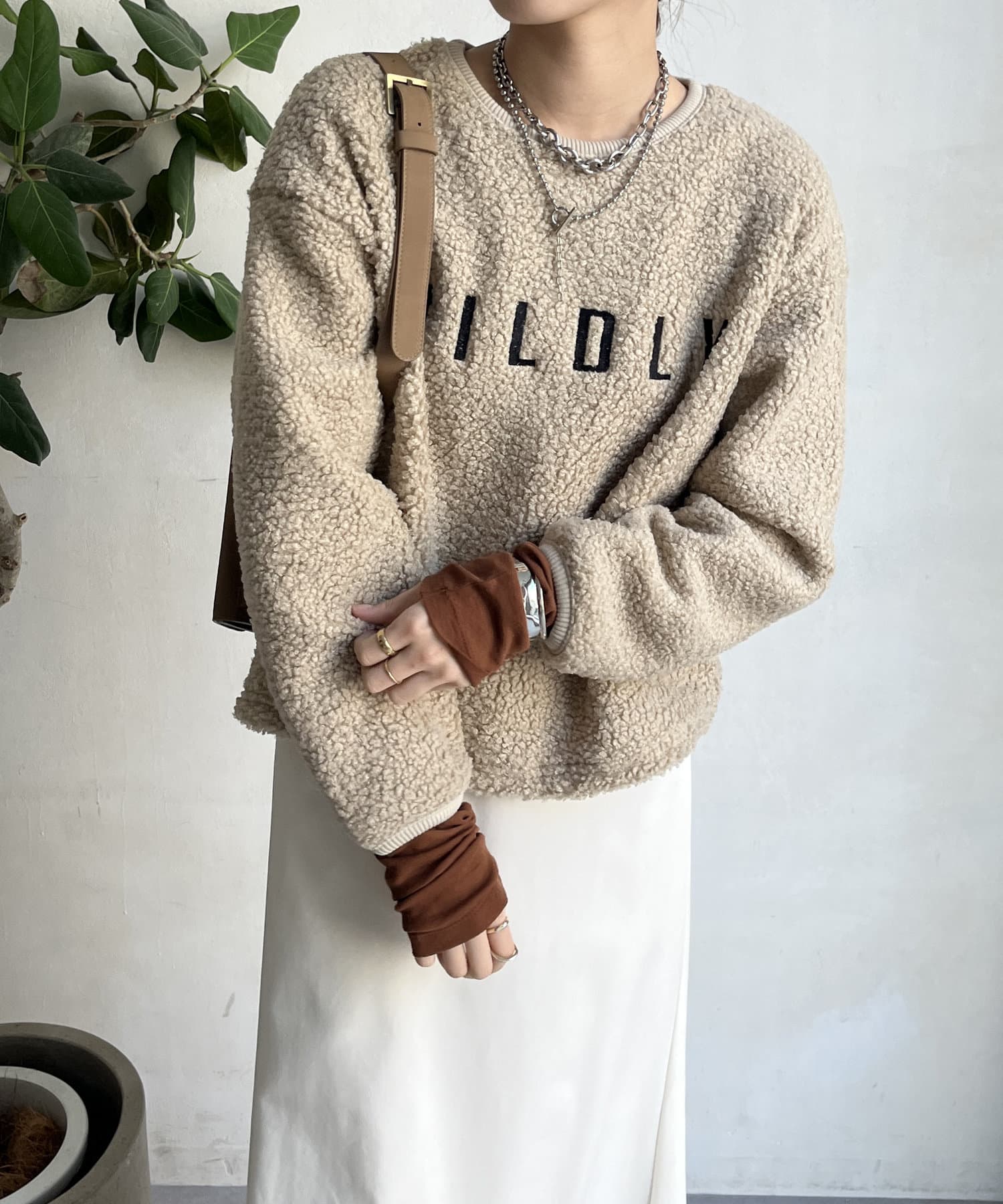 DOUDOU(ドゥドゥ) 【WEB限定】ボアロゴトップス