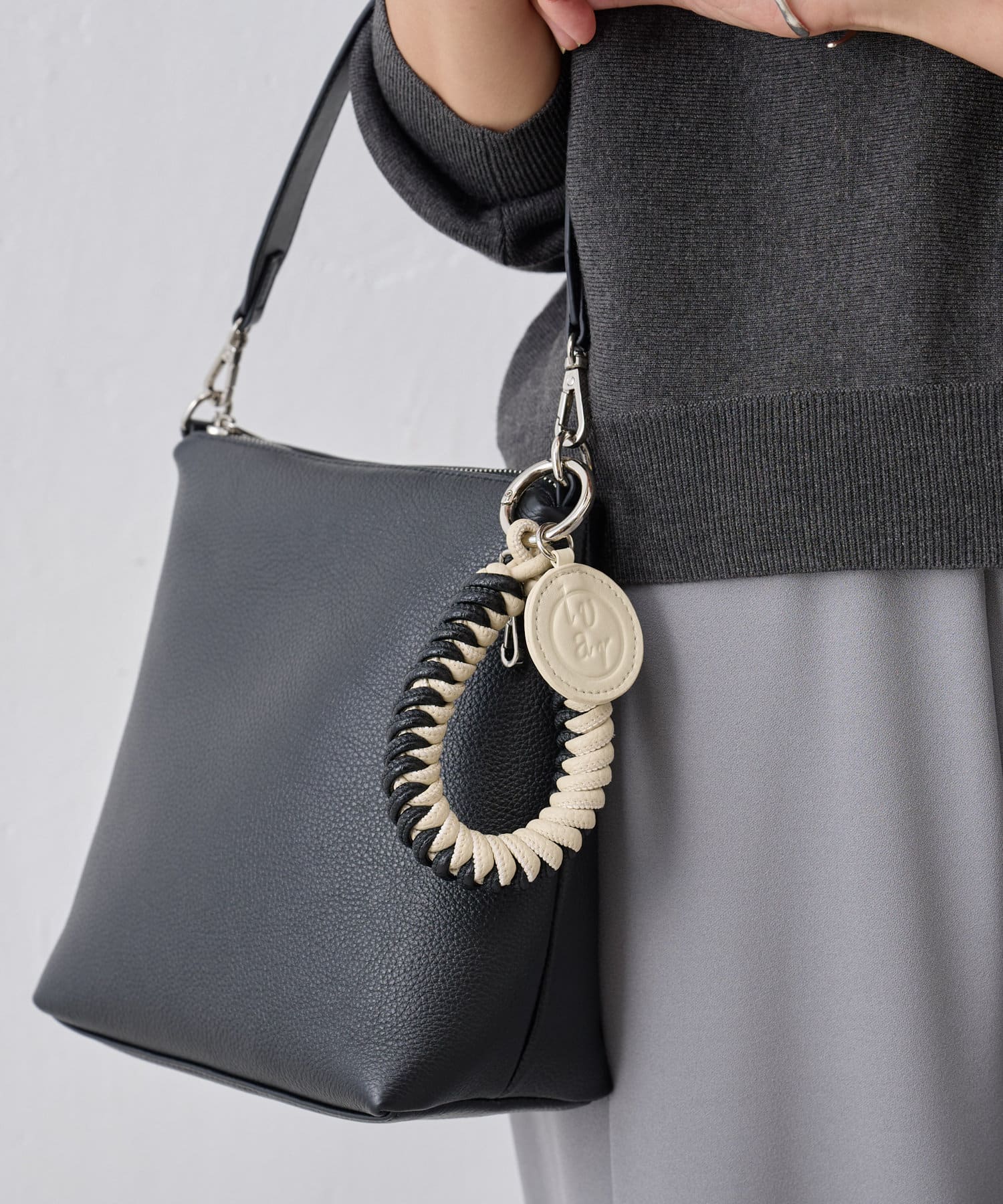 【BEARDSLEY】編みこみショルダーストラップ⭐︎新品 BEARDSLEY｜編みこみショルダーストラップ | Rakuten Fashion