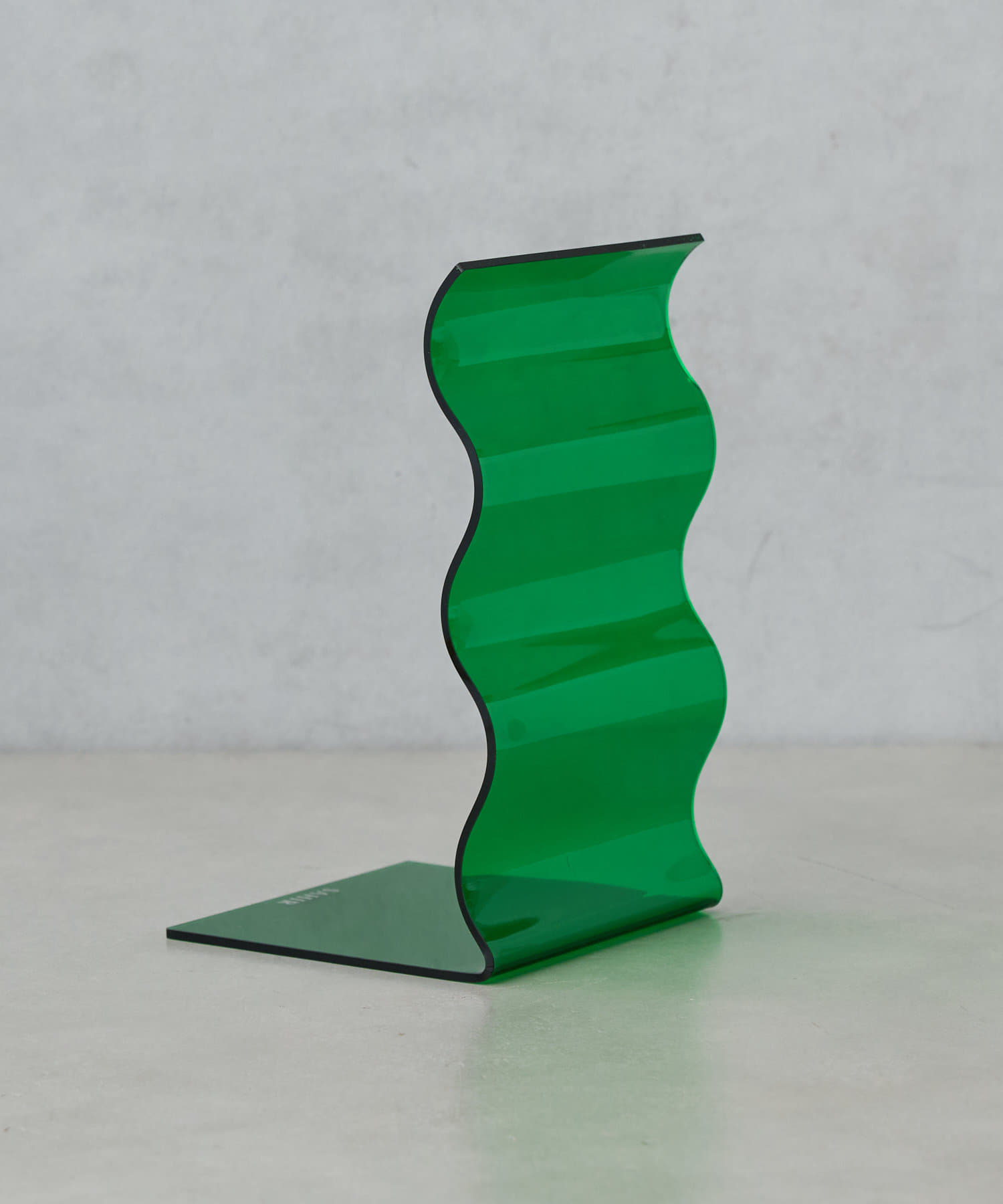BIRTHDAY BAR(バースデイバー) 【SAHIR サヒール】Acrylic bookend