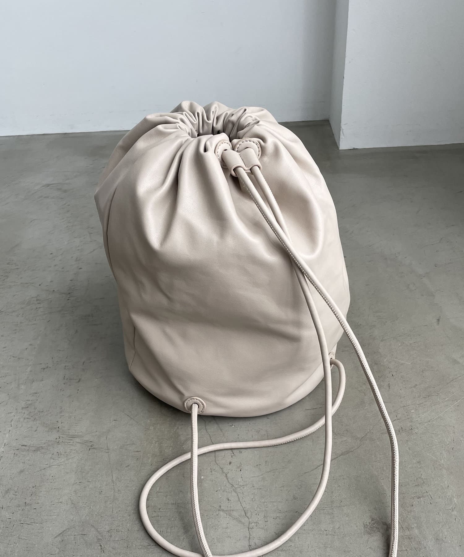 OUTLET(アウトレット) 【CAPRICIEUX LE'MAGE】ビーガンレザーボンサック