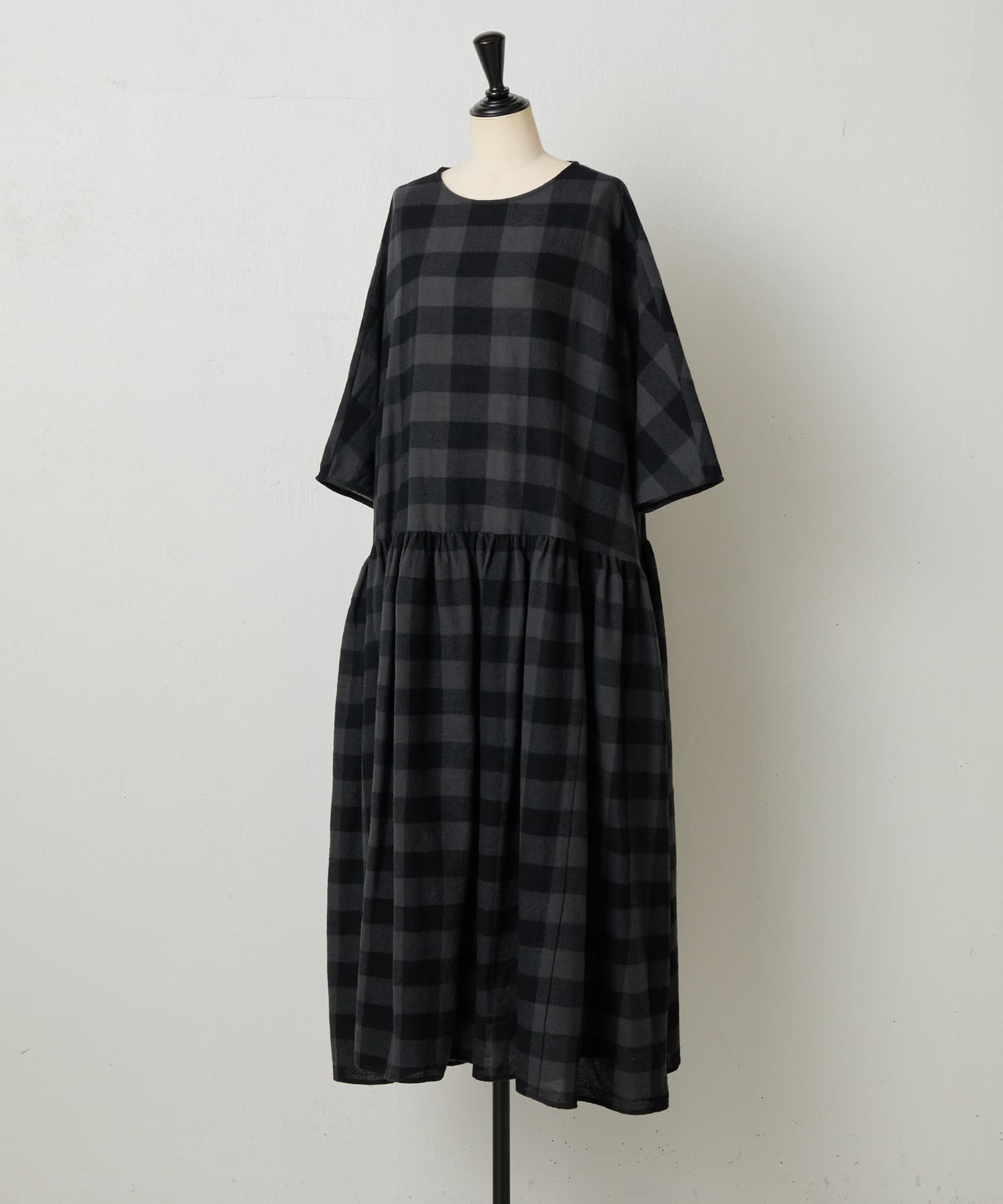 apuntob チェックウールパンツ WOMEN