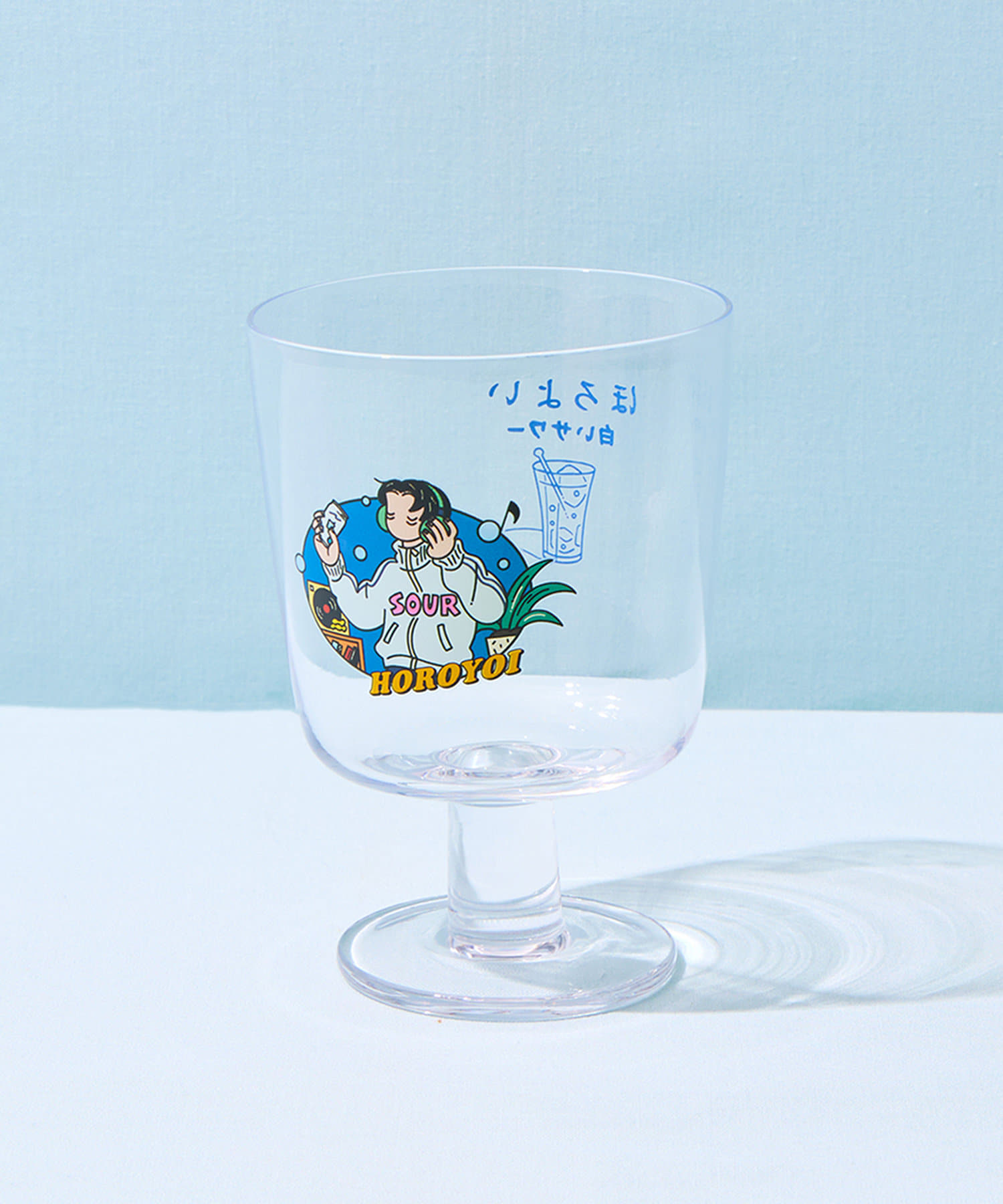 足つきグラス：340ml／ほろよい | 3COINS(スリーコインズ)ライフスタイル | PAL CLOSET(パルクローゼット) -  パルグループ公式ファッション通販サイト