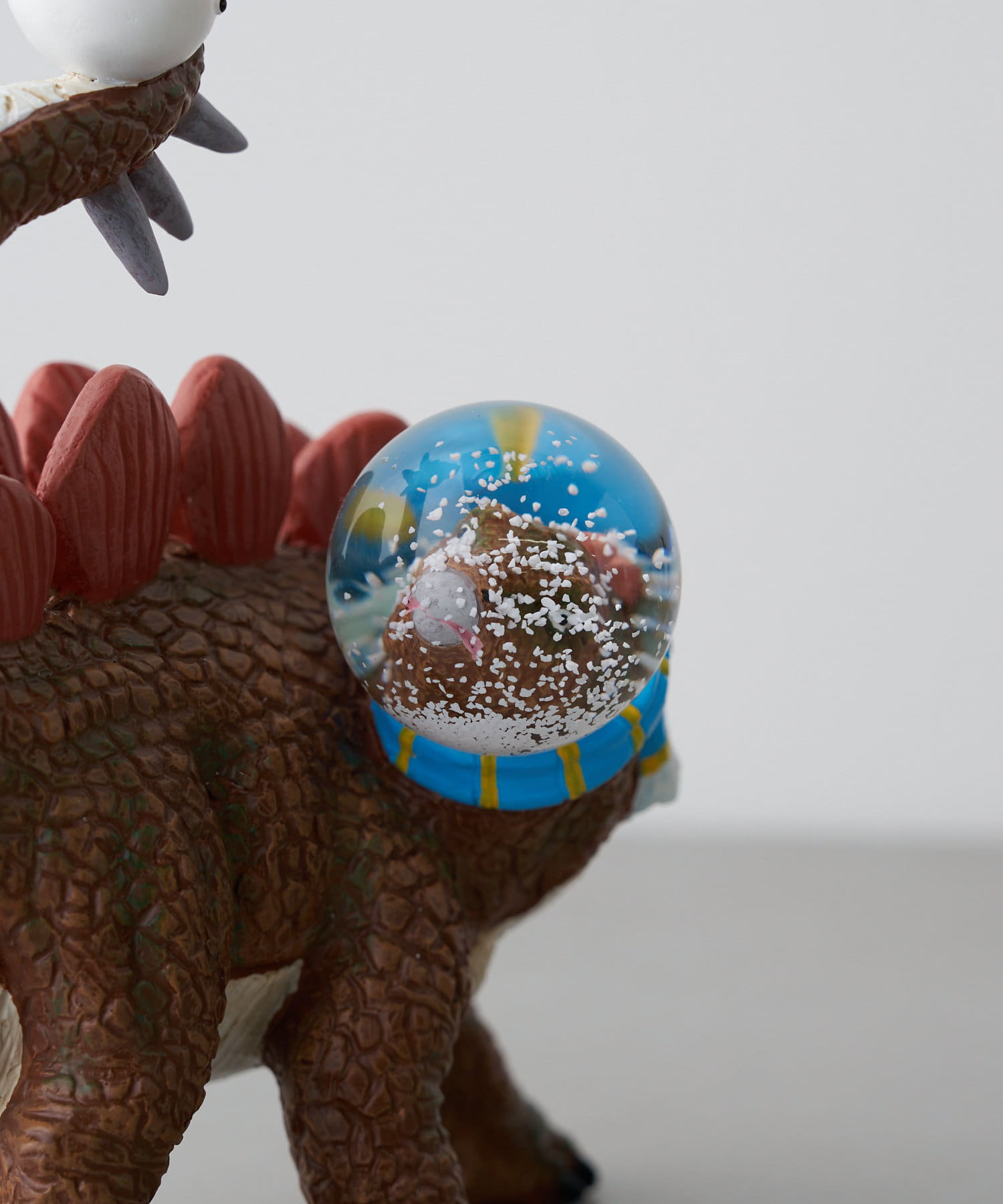 BIRTHDAY BAR(バースデイバー) DINOGLOBE  STEGOSAURUS　スノードーム