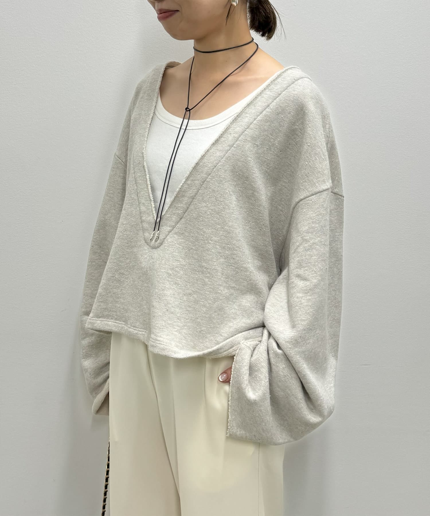 【2024年】お歳暮ギフト Loungedress】スウェットVプルオーバー OUTLET(アウトレット | トップス