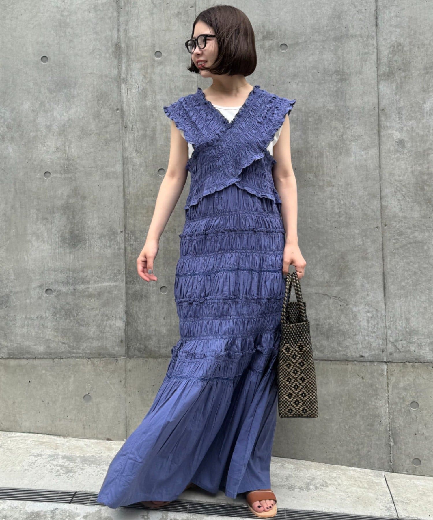 【WEB限定】インド綿の風合いの良さ、拘りの刺繍がお洒落さを格上げしてくれるTYPYで人気のちょっと贅沢な【From India】大胆なフリルが目を惹く1枚でコーデが完成する"主役級ワンピー