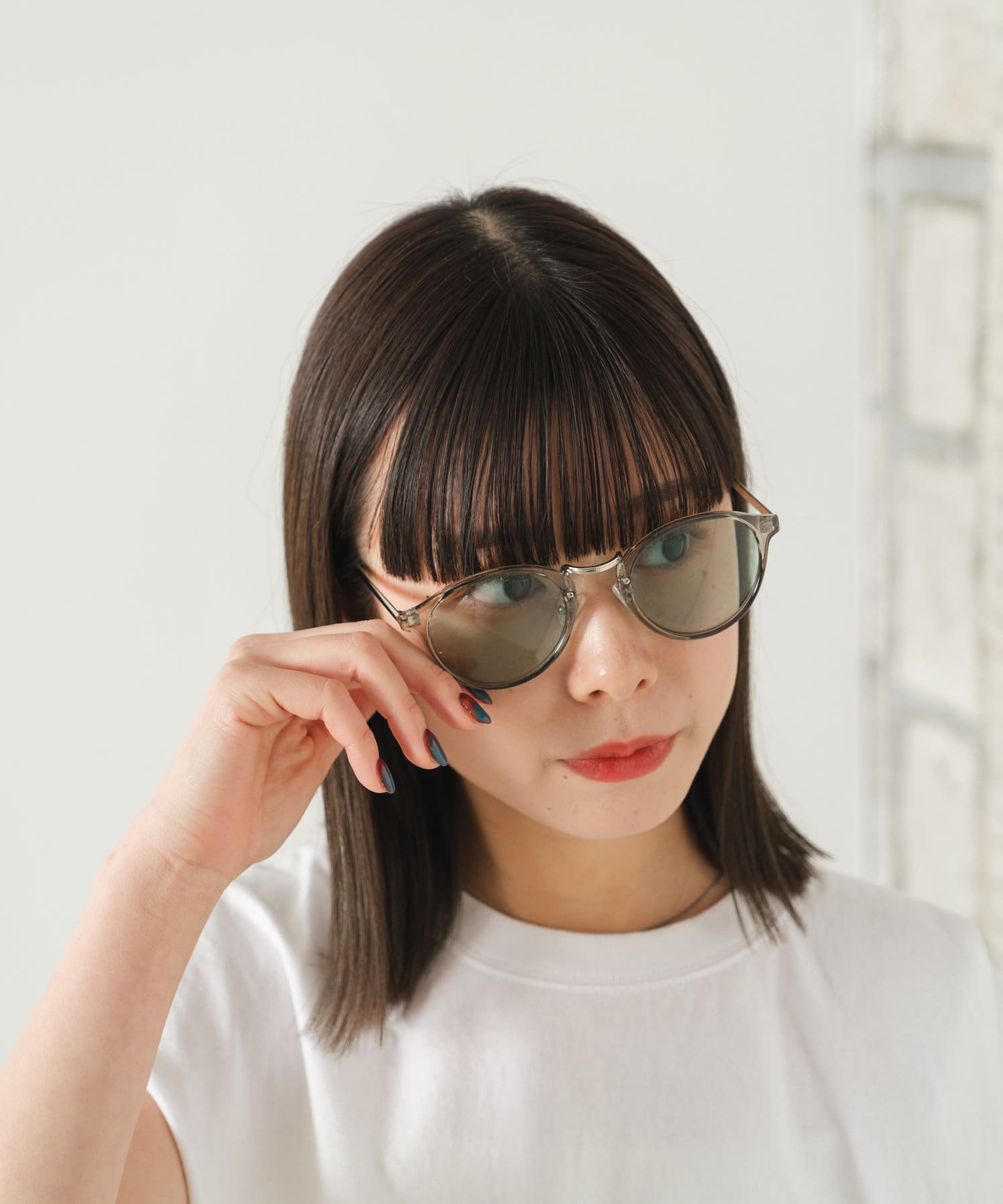 【UNISEX】BOSTON METAL COMBINATION SUNGLASSES■デザイン●フレーム型の特徴ボストン型・・・丸みがありつつも上の部分が台形や逆三角形を描いているタイ　　　　　　　