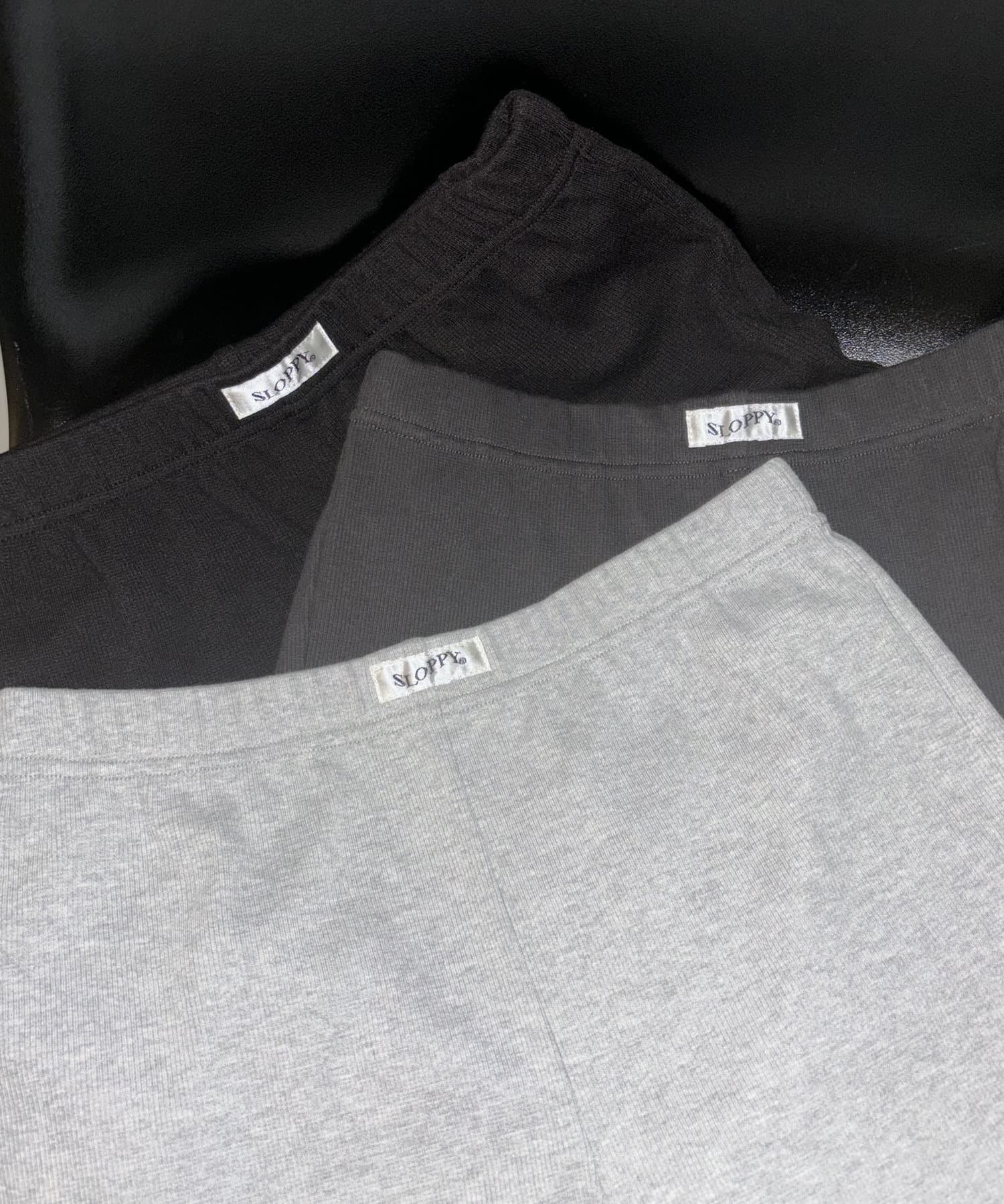 WHO’S WHO gallery(フーズフーギャラリー) 【SLOPPY】 RIBBED SHORTS/リブショートパンツ