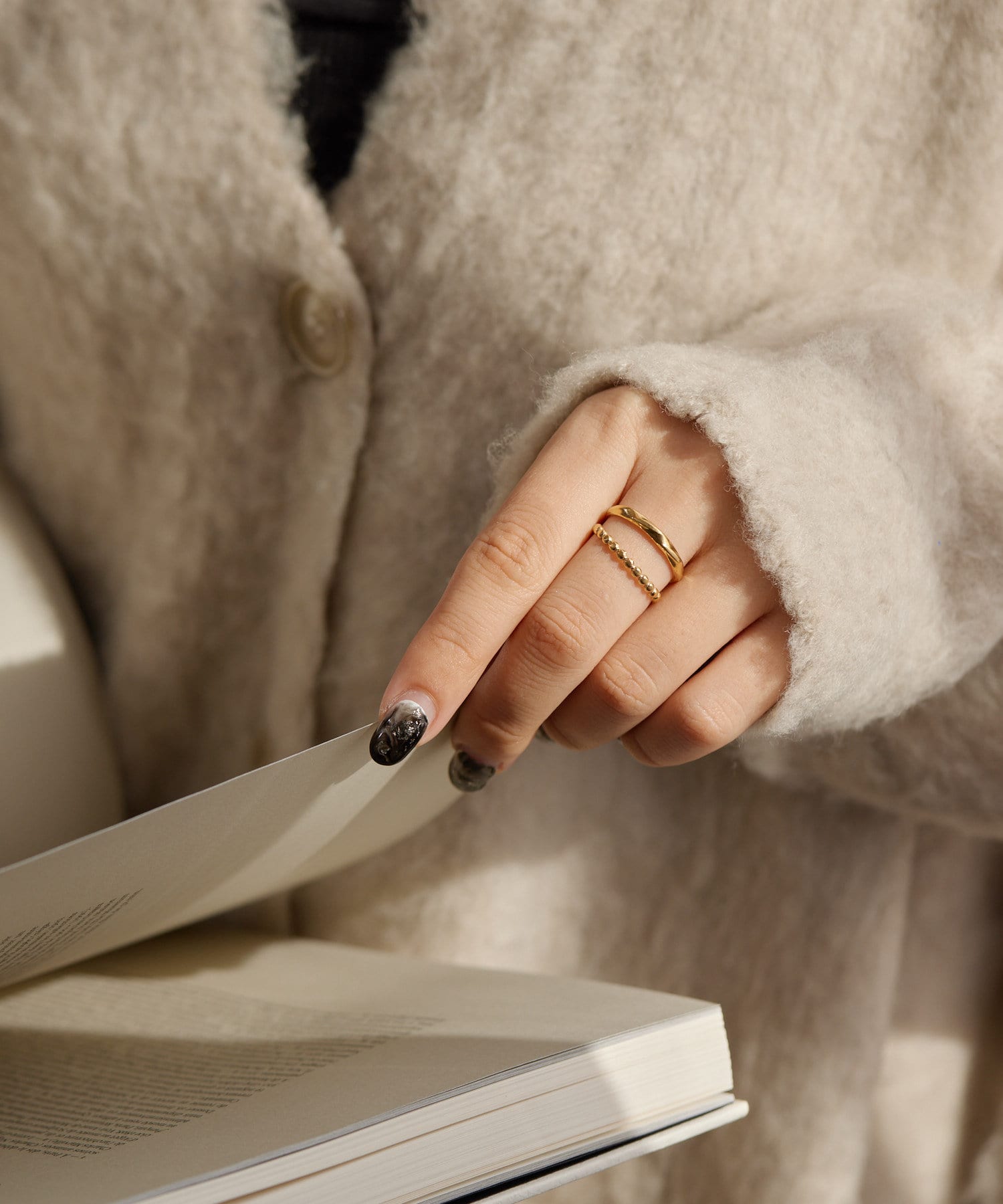 ear PAPILLONNER(イア パピヨネ) 《金属アレルギー対応/ステンレス》ボール＆カットリング