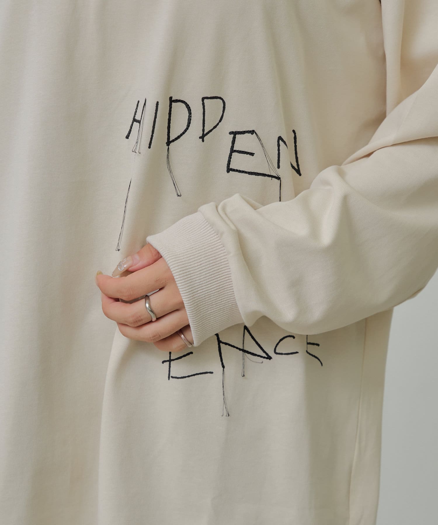 OUTLET(アウトレット) 【RAY CASSIN】刺繍ルーズロンTシャツ