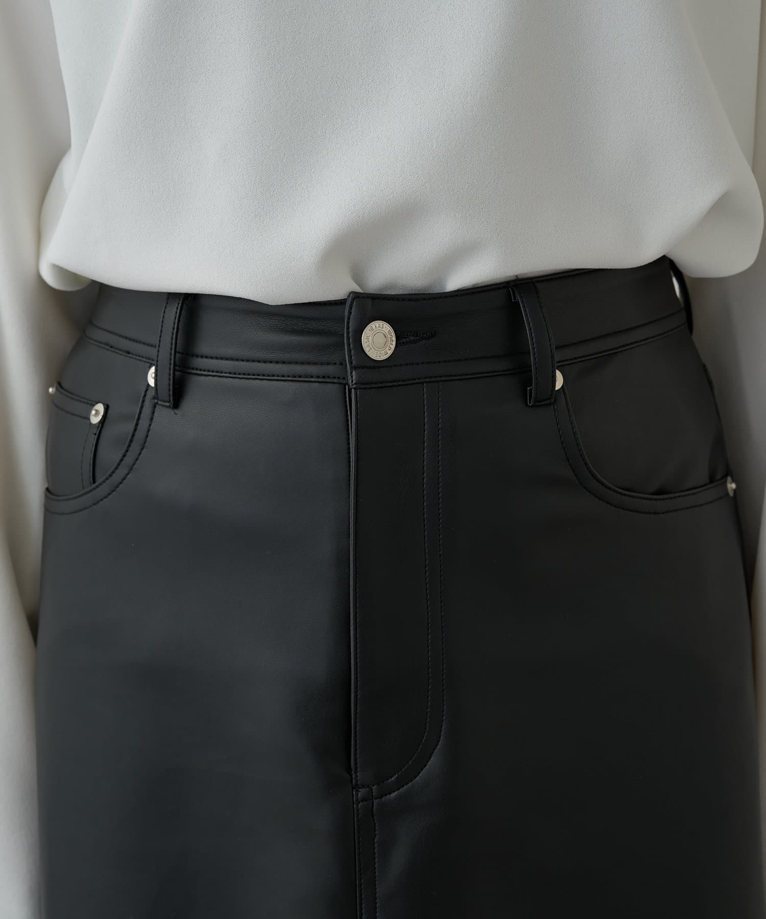 OUTLET(アウトレット) 【Loungedress】フェイクレザーマキシスカート