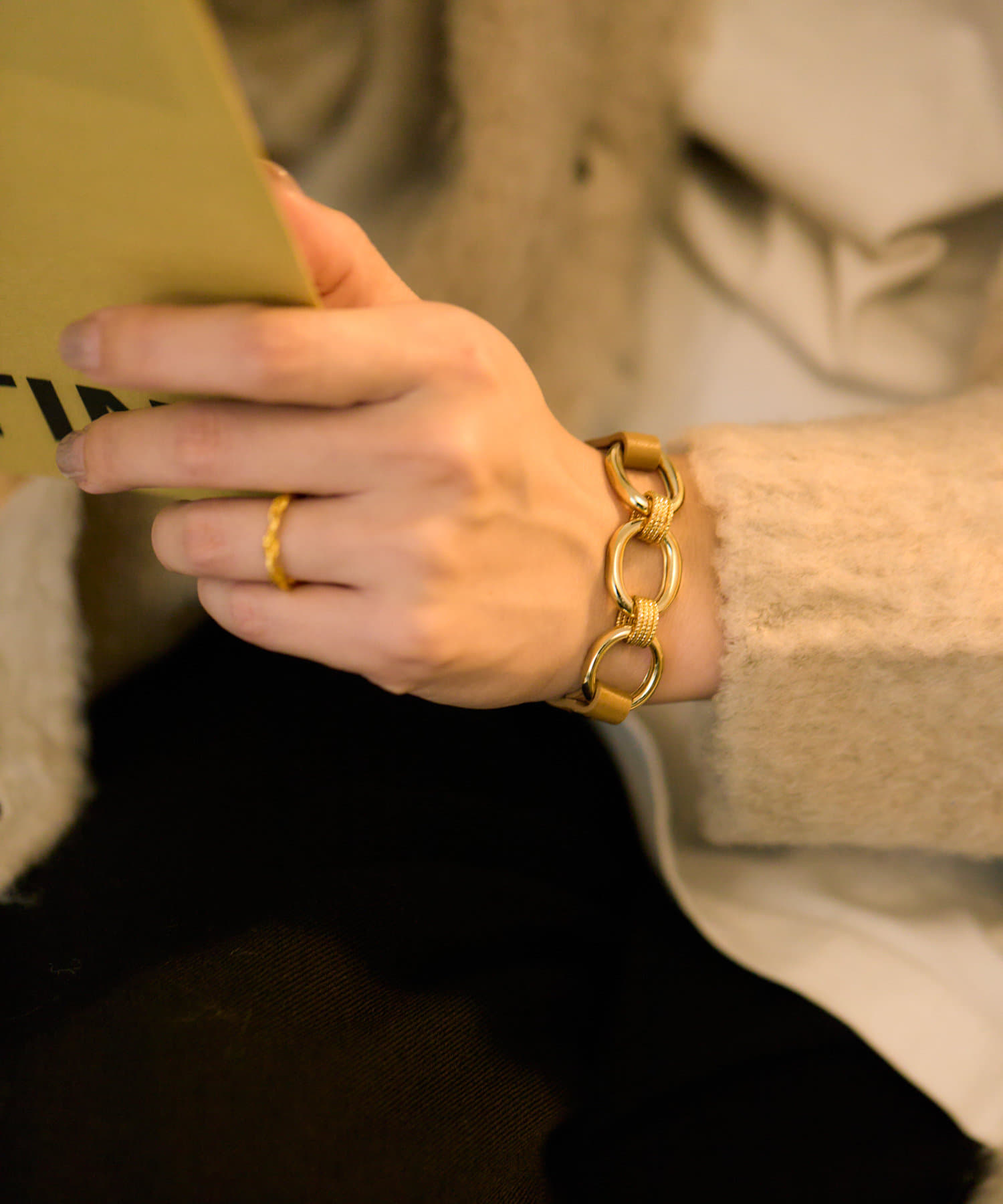 ear PAPILLONNER(イア パピヨネ) トップチェーンレザーブレスレット