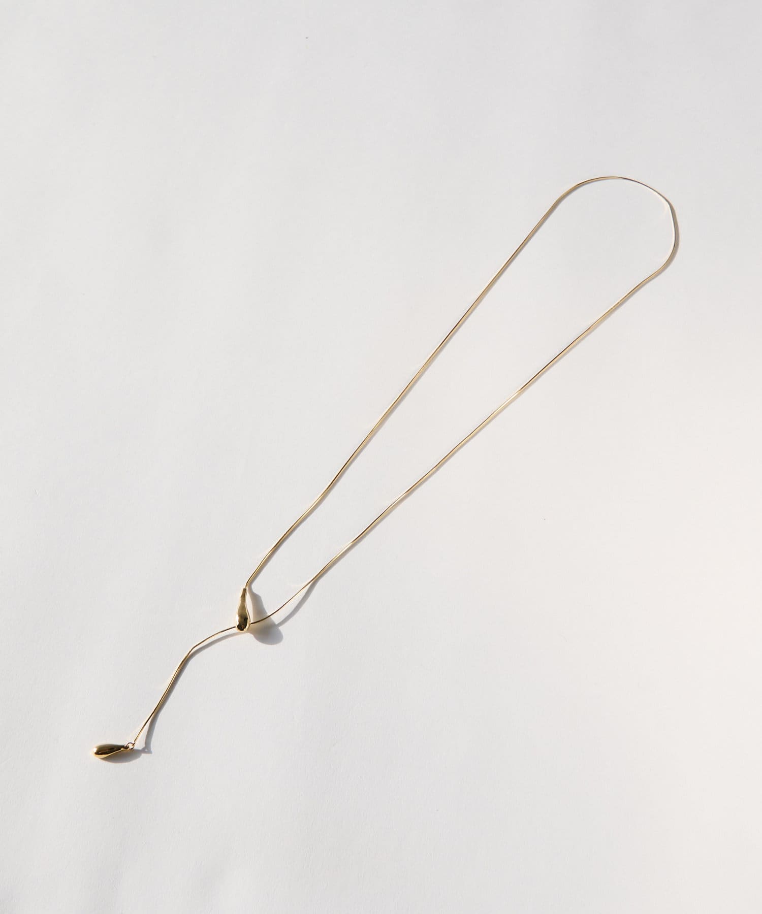 Y字スネークスライドネックレス | un dix cors(アンディコール