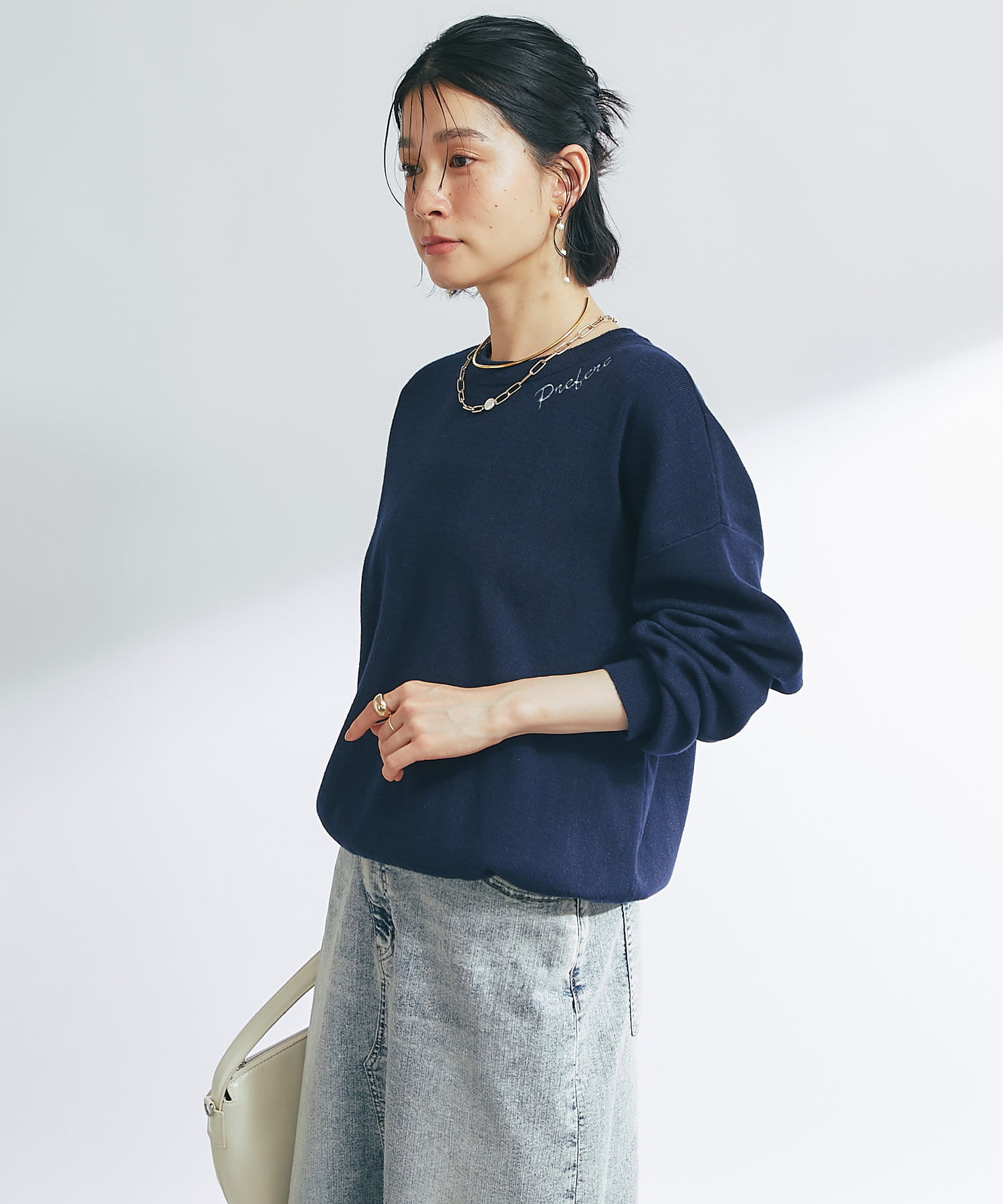 大人カジュアルに◎》スウェットライク刺繍ロゴニット | un dix
