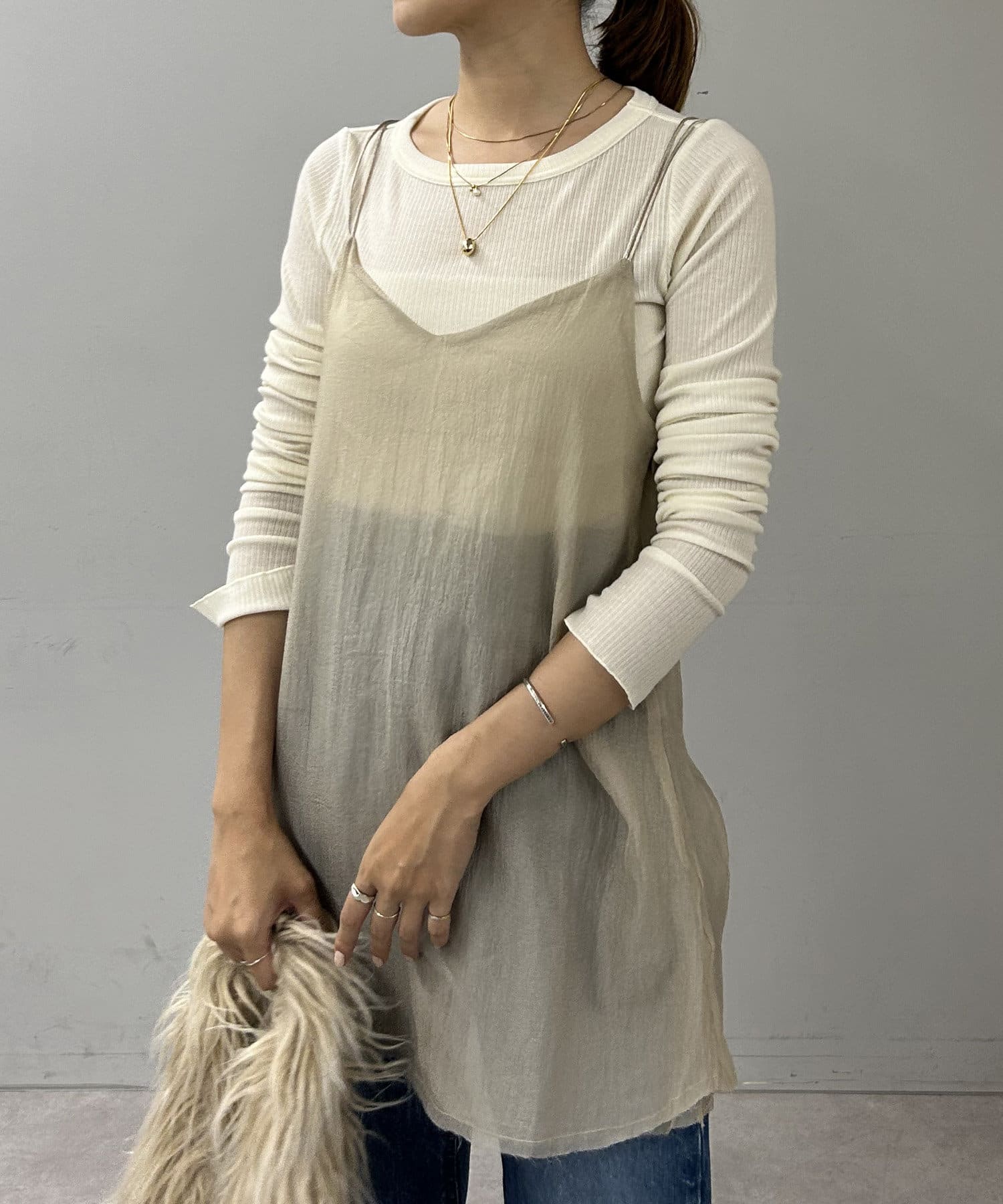 SHENERY シーナリー シアーチュニックニット グレー　美品 SHENERY（シーナリー）の「シアーチュニックニット（ニット
