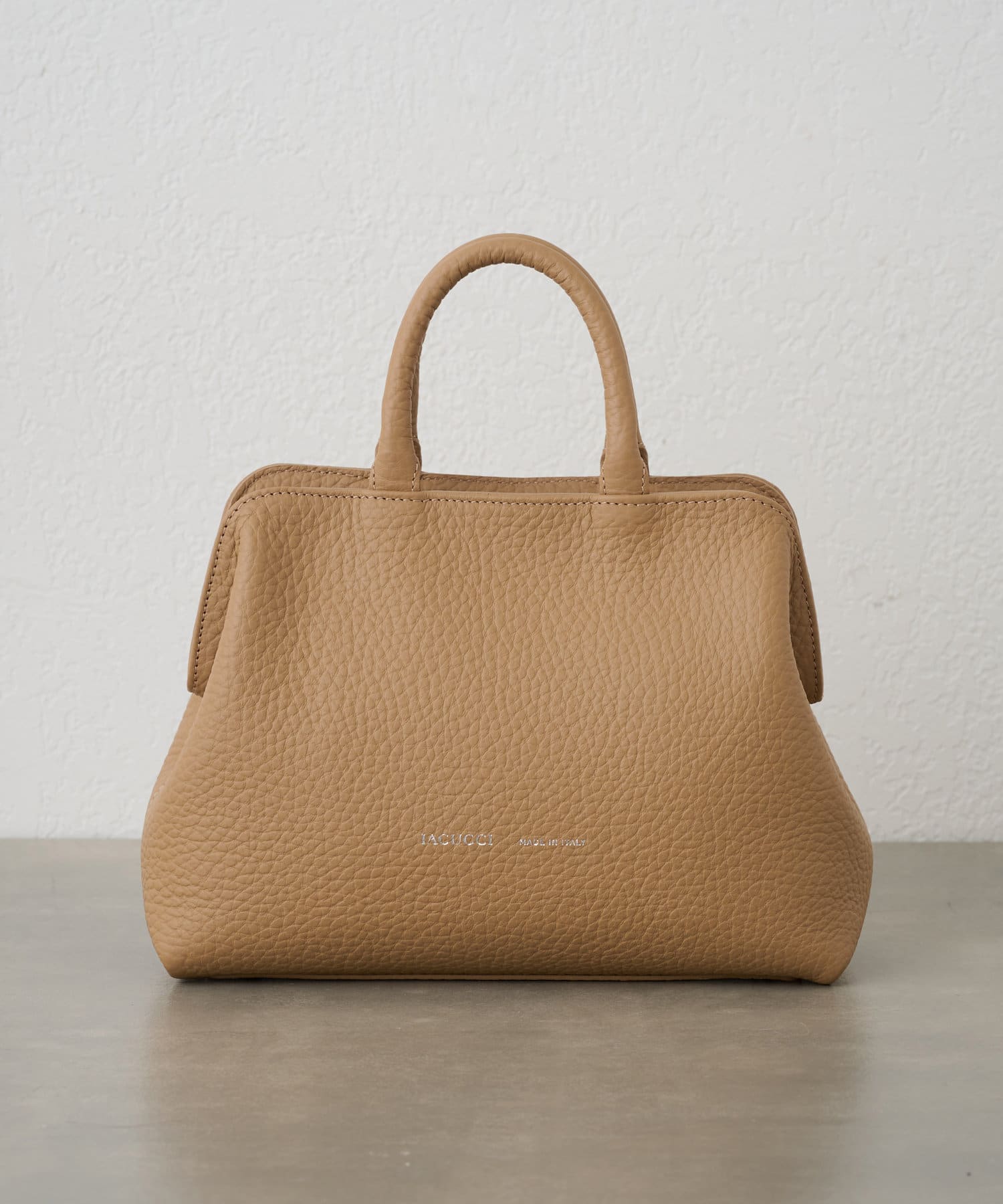 【2025 S/S】SASSO-6150 ALCE今季初登場の新シリーズ！●コロンとした丸みが特徴のボストンシルエット●クラシカルなイアクッチらしいデザイン●肉厚で柔らかな"ALCE（アルチ