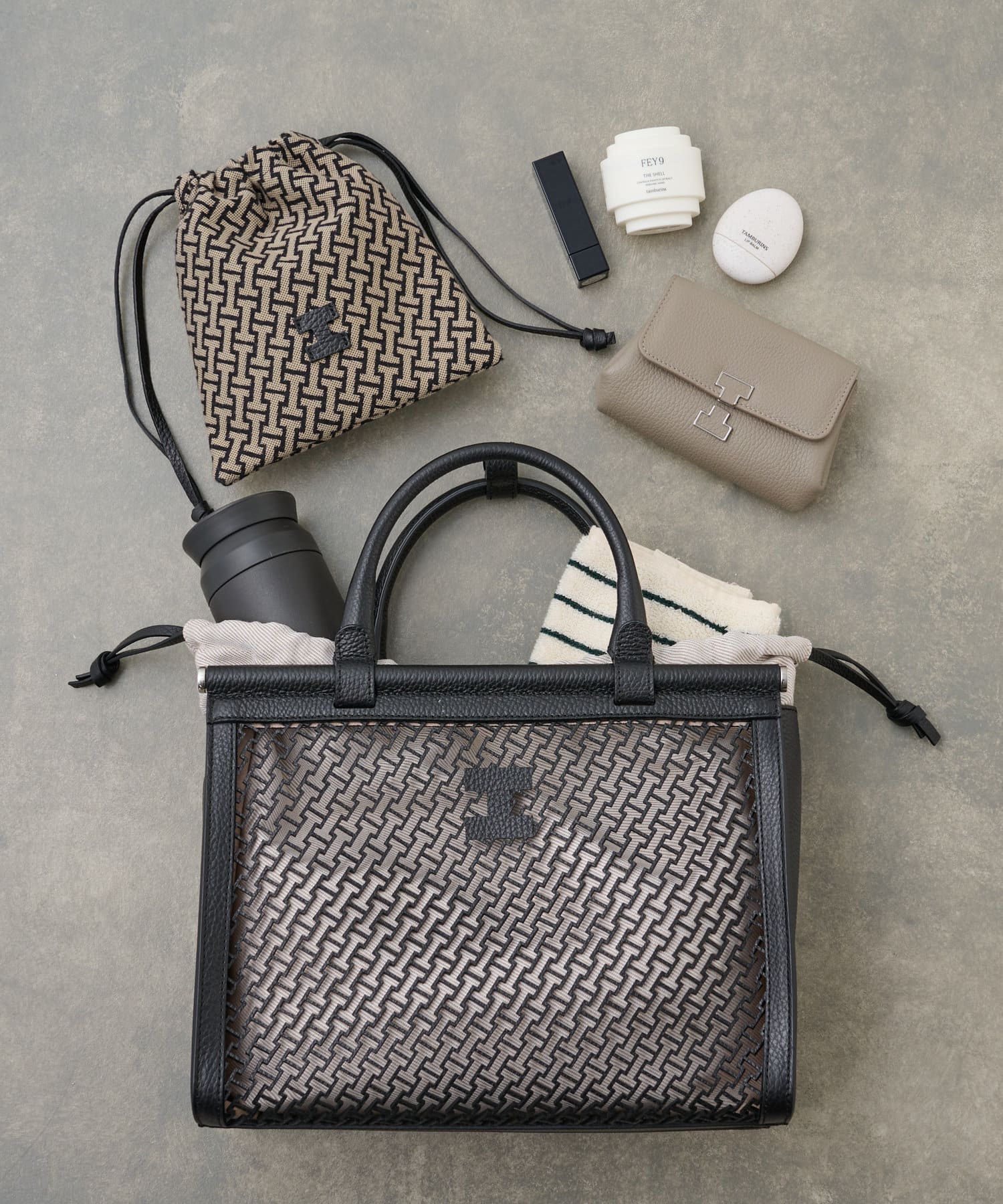 国内直営【IACUCCI】DRIADE CERVO FORATO トートバッグ 送料込 IACUCCI トートバッグ シエッラ CERVO/FORATO レディース