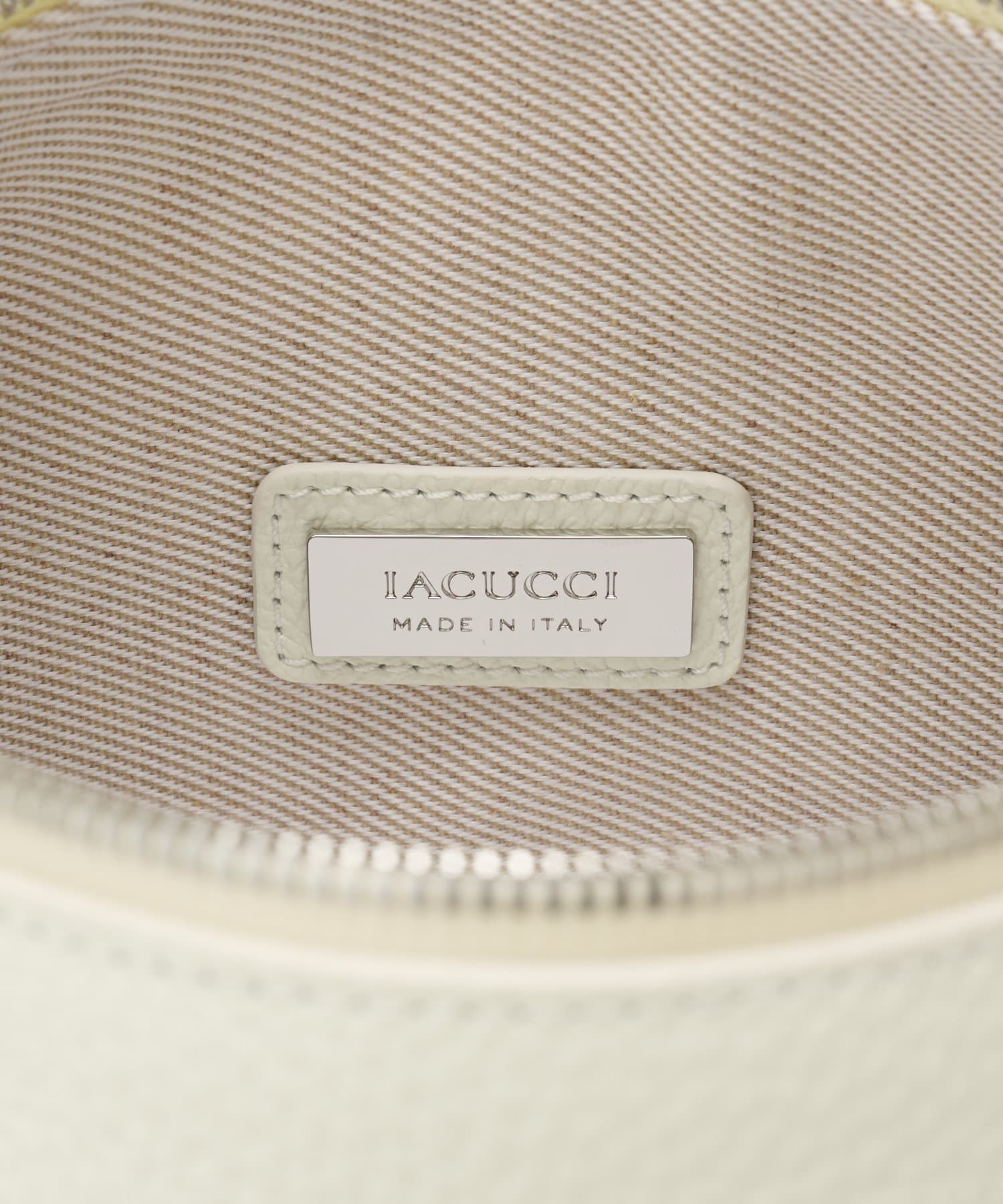 IACUCCI(イアクッチ) ジェンツィアーナ CERVO