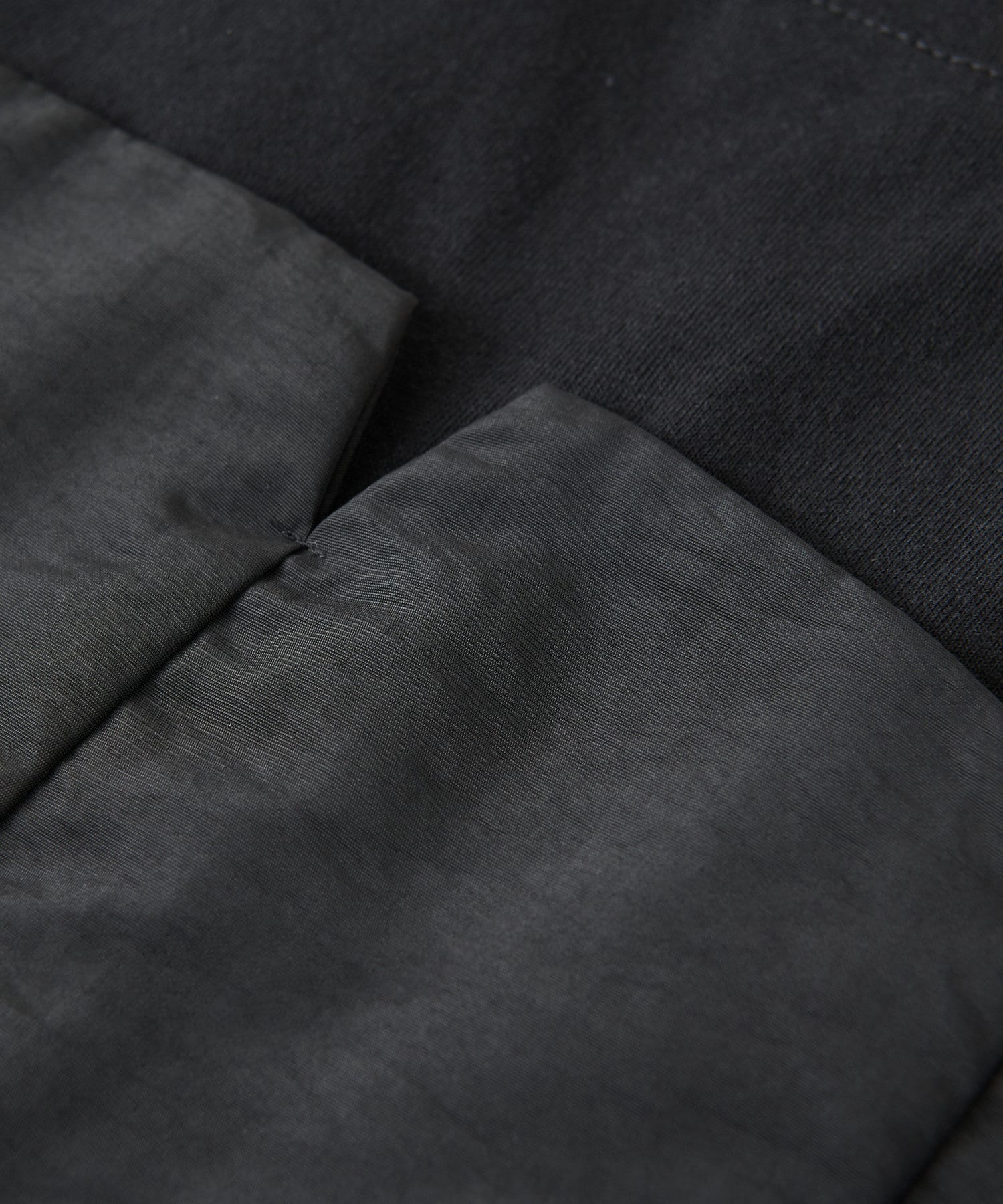 un dix cors(アンディコール) 《スタイルアップ効果◎》ドッキング切替Tシャツ