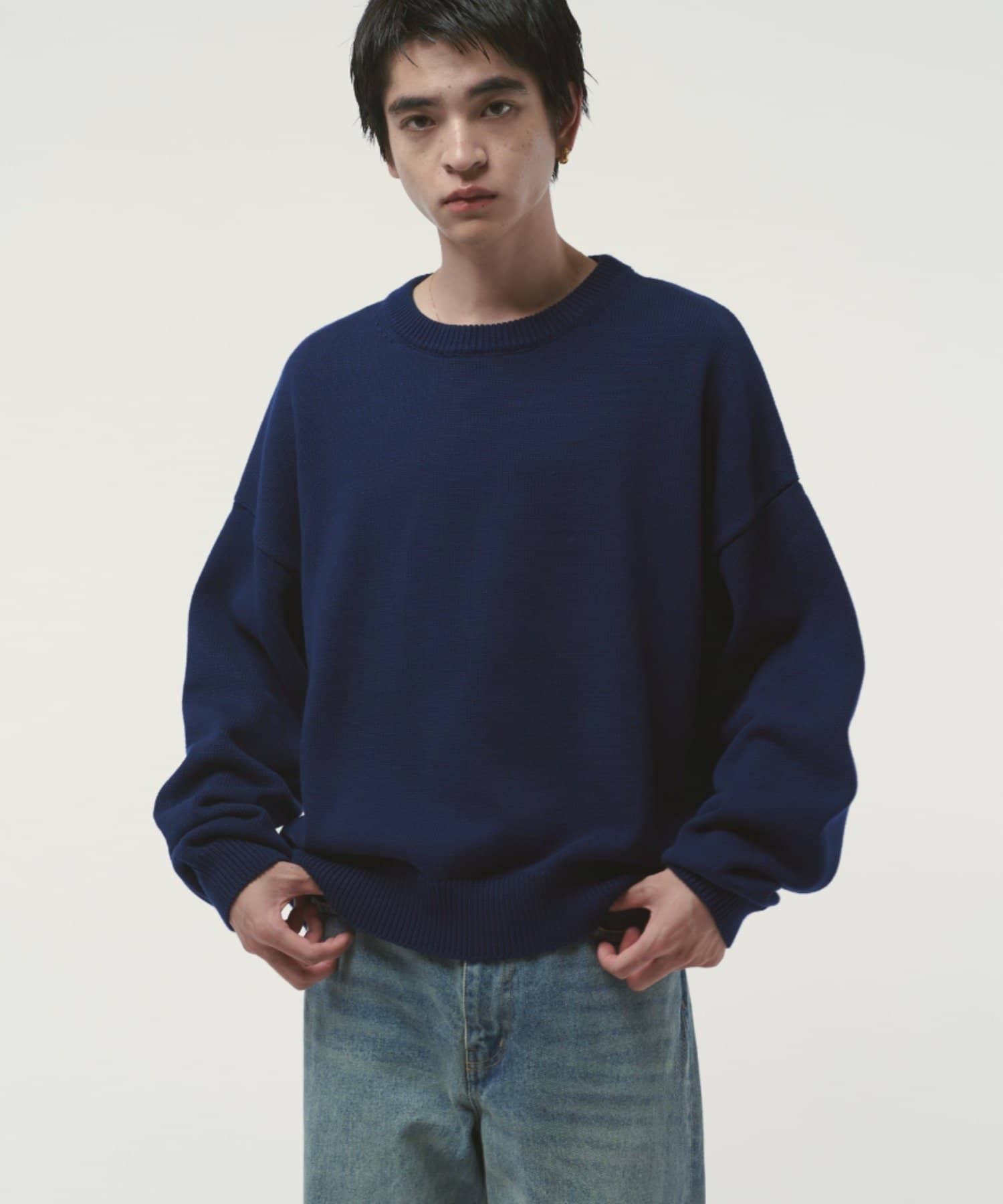 Lui's(ルイス) クロップドクルーネックニット