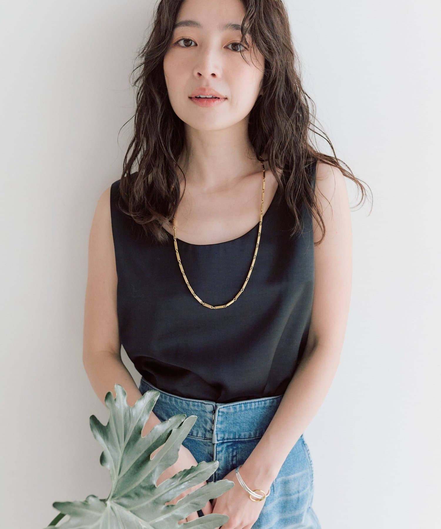 La boutique BonBon(ラブティックボンボン) 【人気カラー復刻！miki監修カラーあり】サテン2WAYタンク