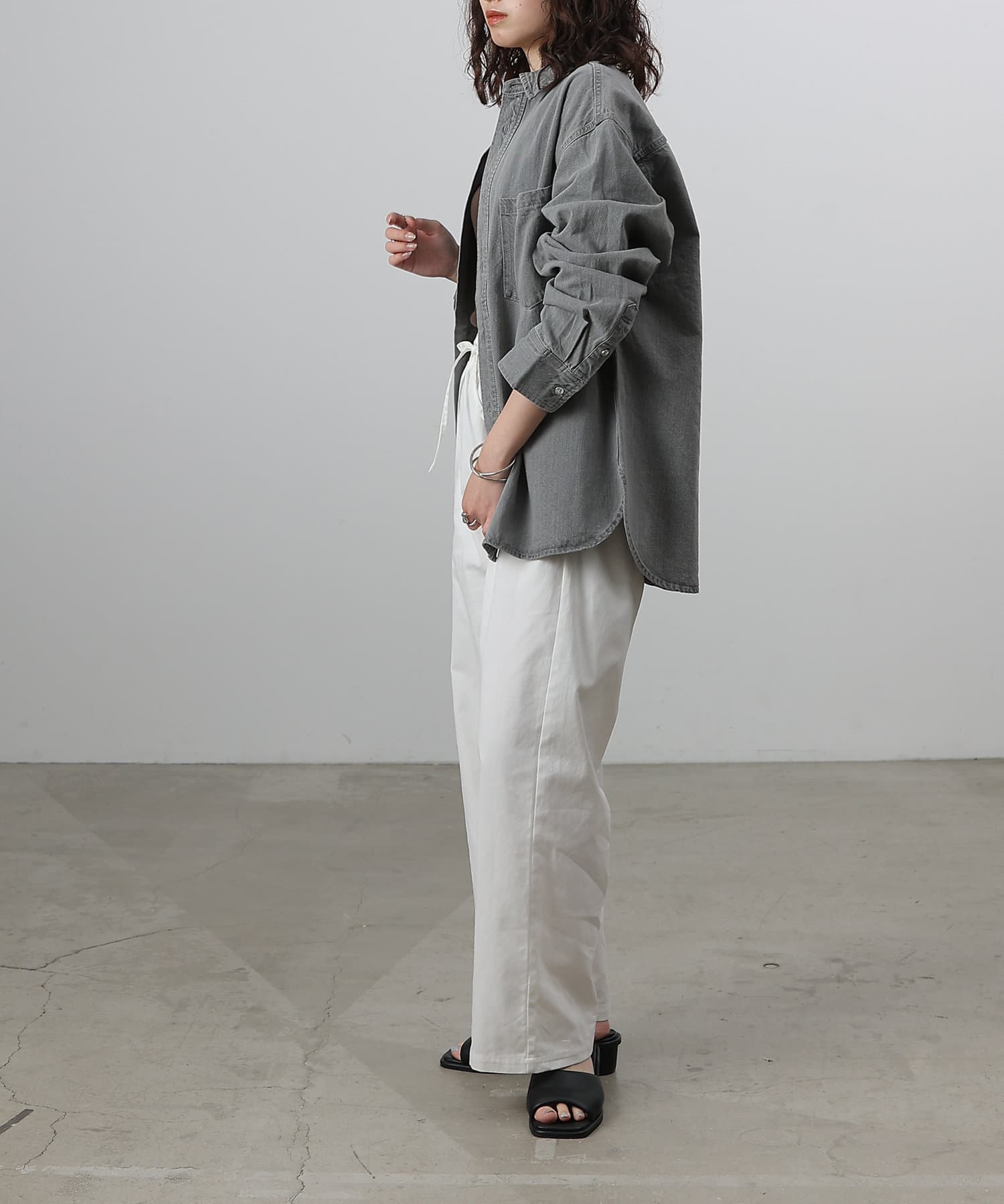 COLONY 2139(コロニー トゥーワンスリーナイン) イージーデニムパンツ