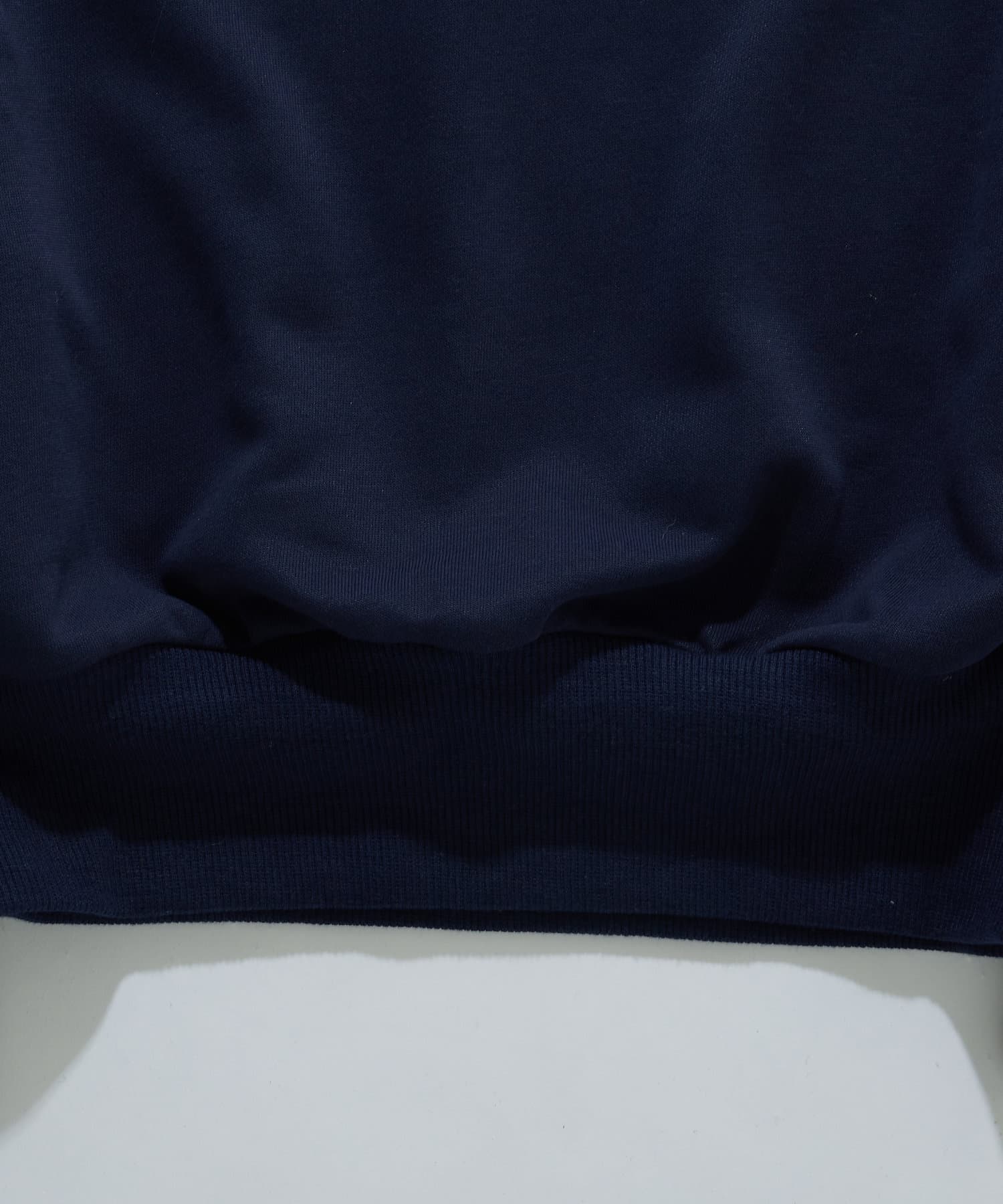 OUTLET(アウトレット) 【WHO'S WHO gallery】チェック刺繍ロゴ裏毛クルー