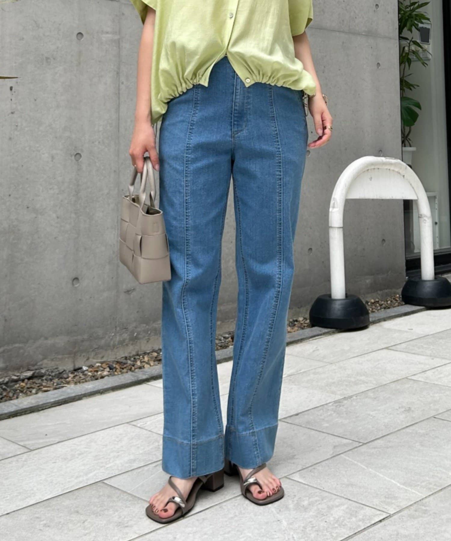 Jena　espace merveilleux(ジェナ　エスパスメルヴェイユ) 【夏でもストレスフリー／美脚革命デニム】センターシームストレッチデニム