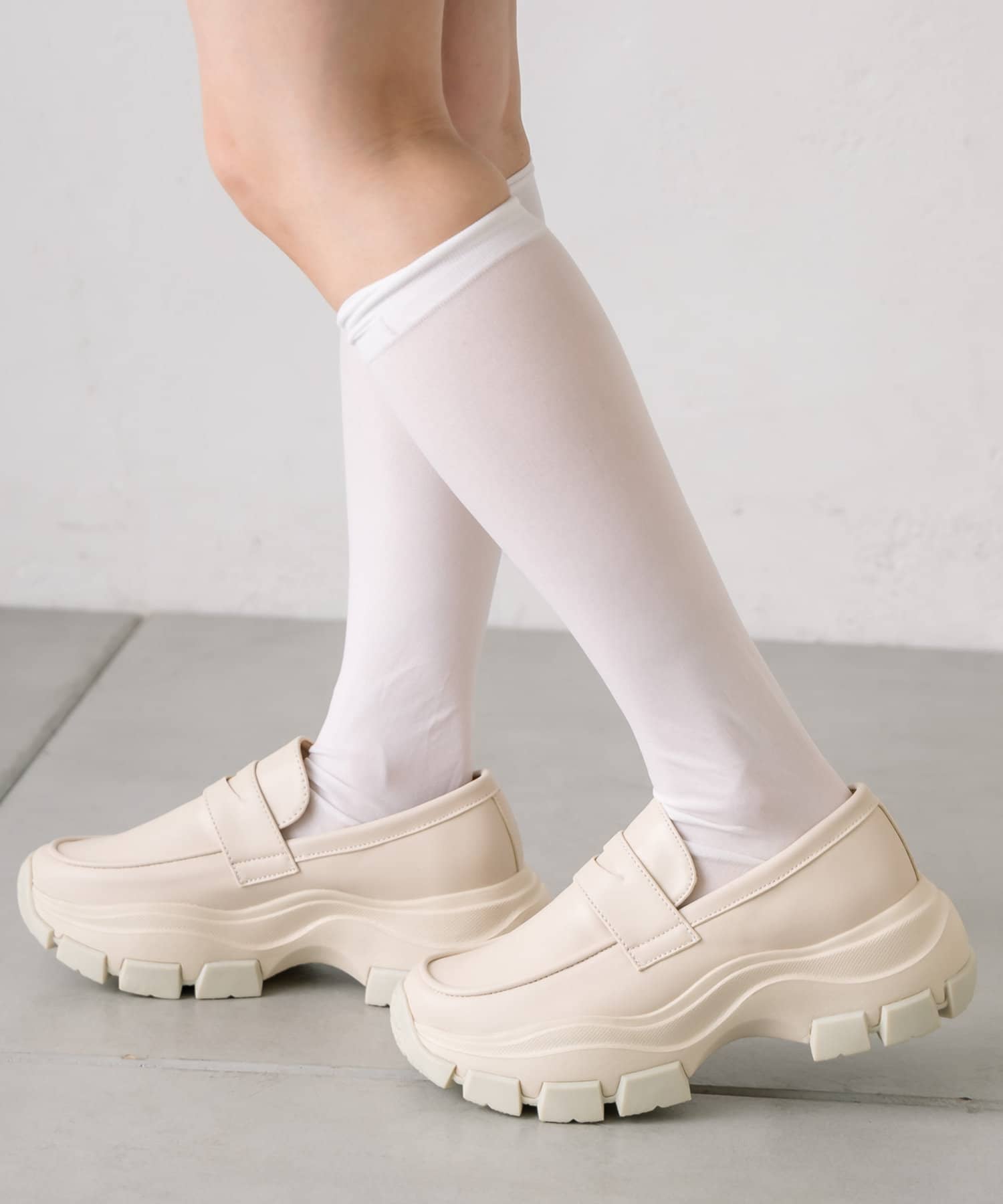 OLIVE des OLIVE】スニーカーソールローファー | NICE CLAUP / OLIVE