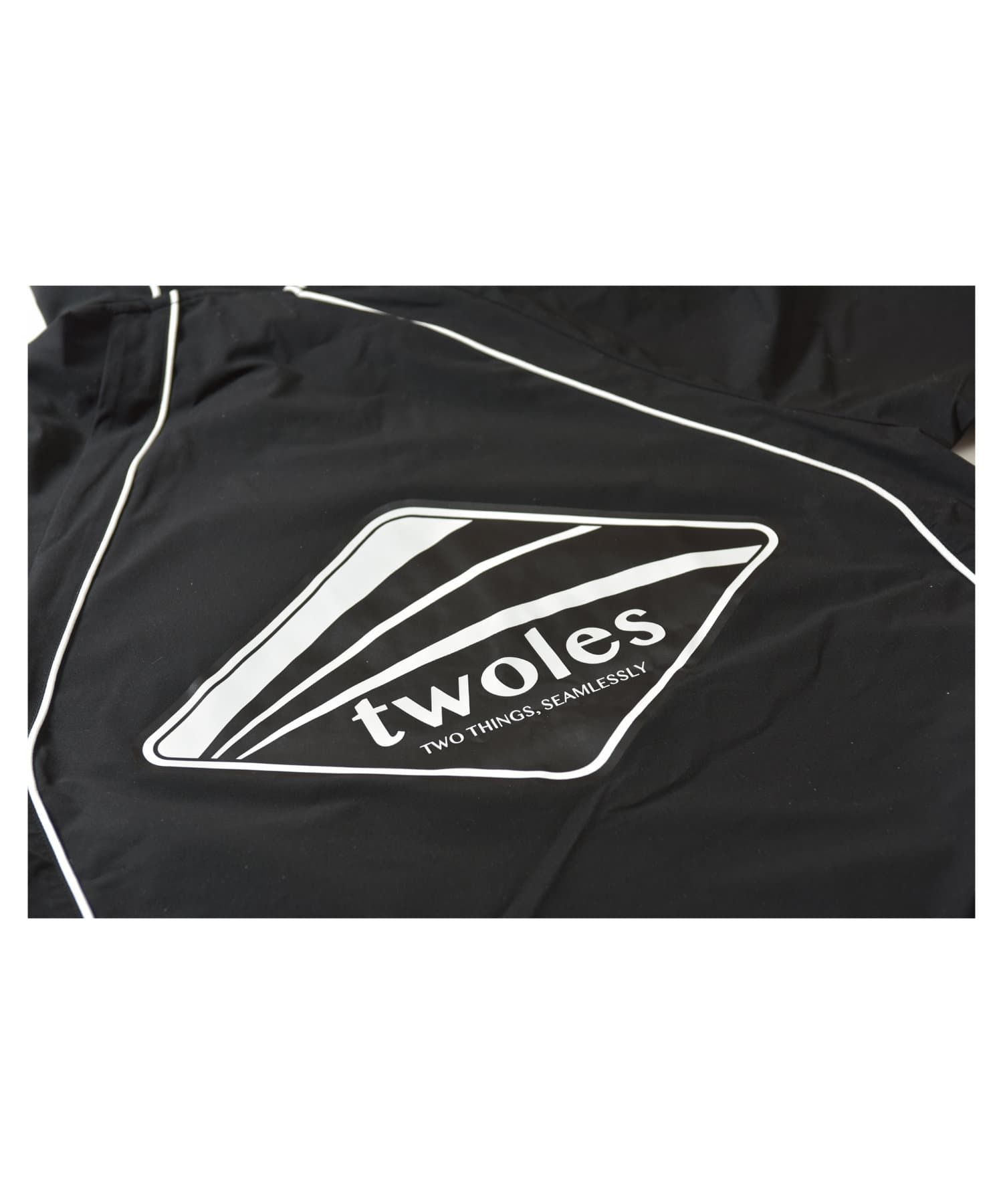 twoles(トゥレス) TRACK TEAM HOODIE