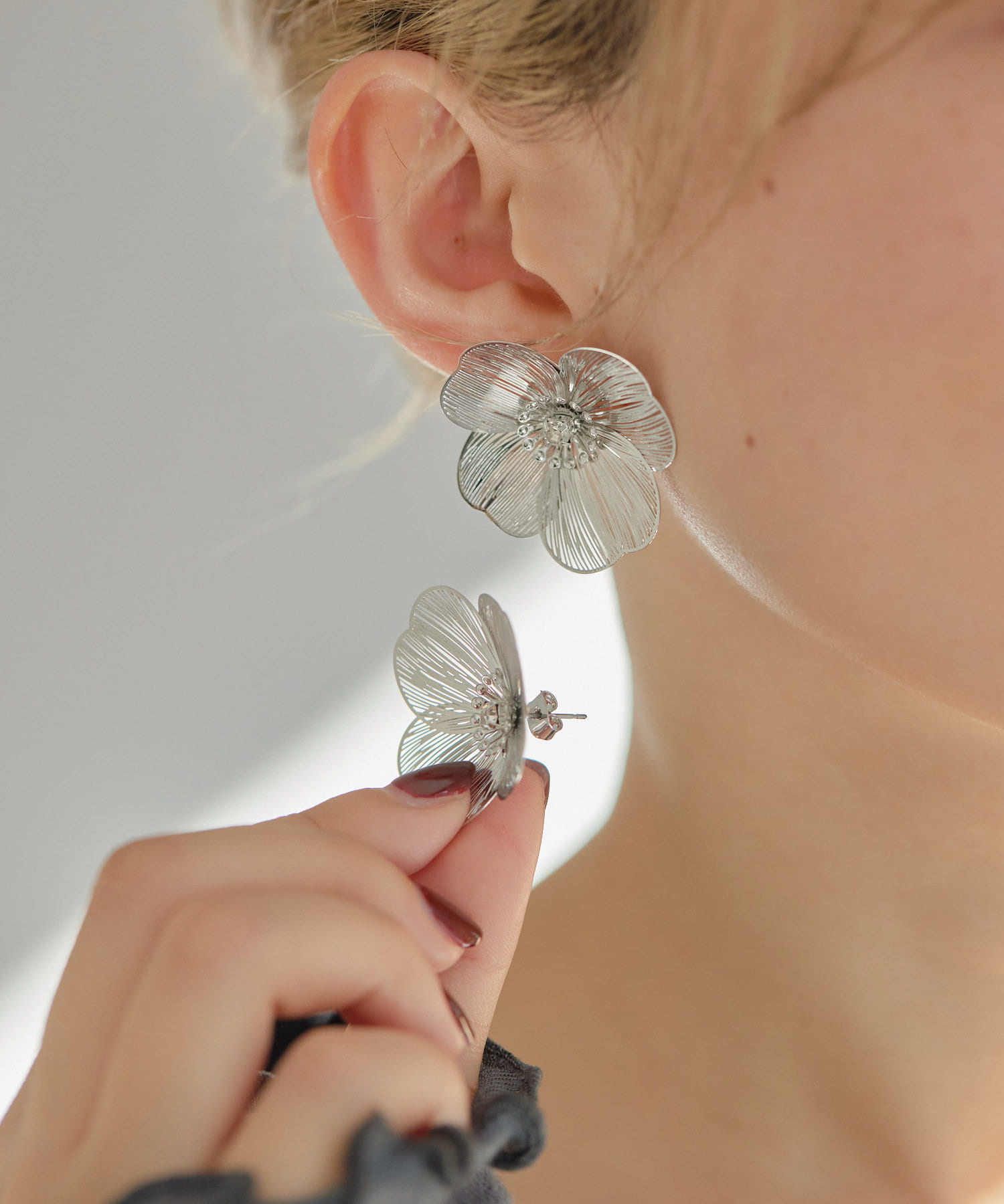 ear PAPILLONNER(イア パピヨネ) WEB限定追加決定！《日本製/ハレの日》お花/すかしフラワーピアス