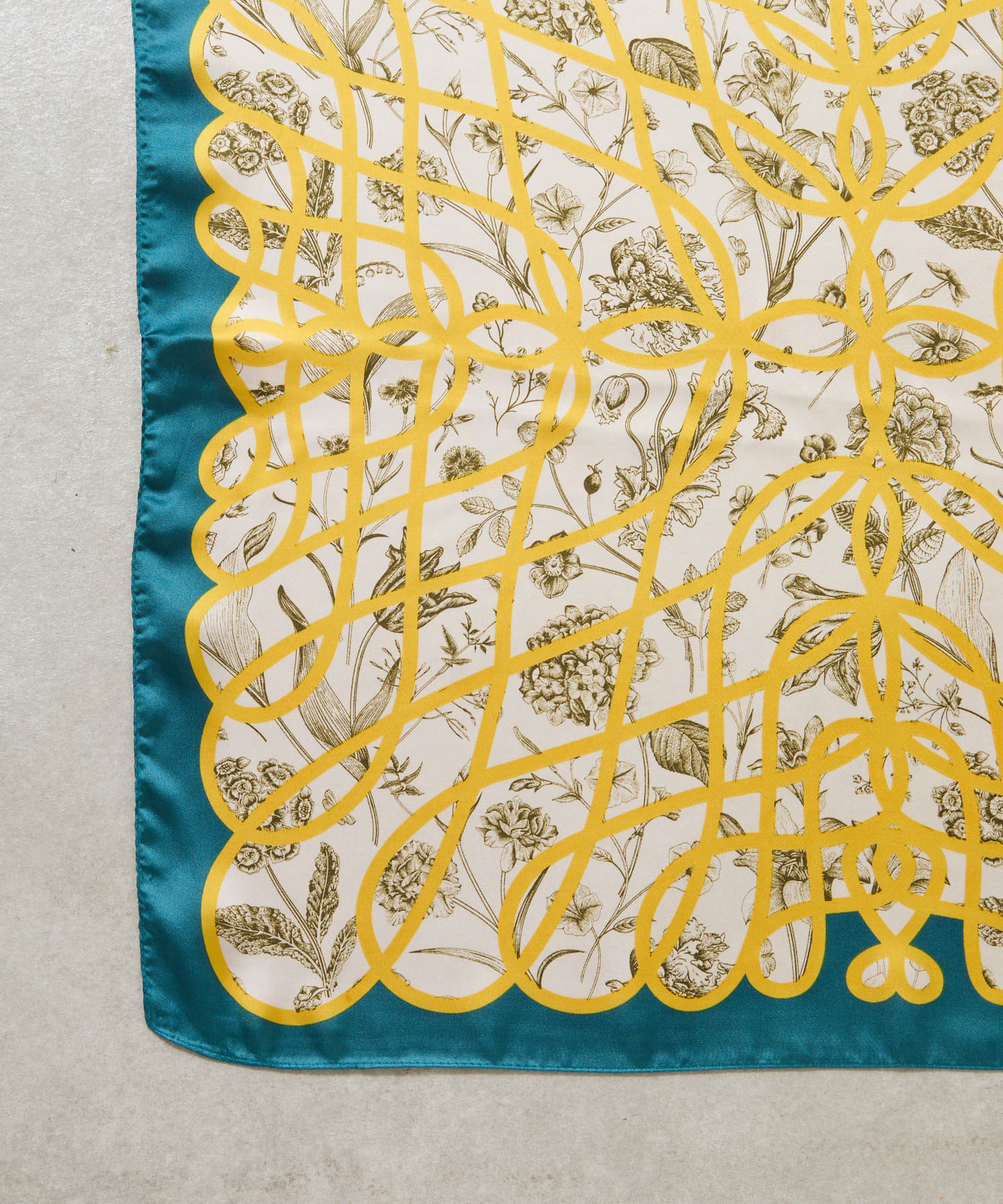 COLONY 2139(コロニー トゥーワンスリーナイン) ウェーブフラワースカーフ 70×70