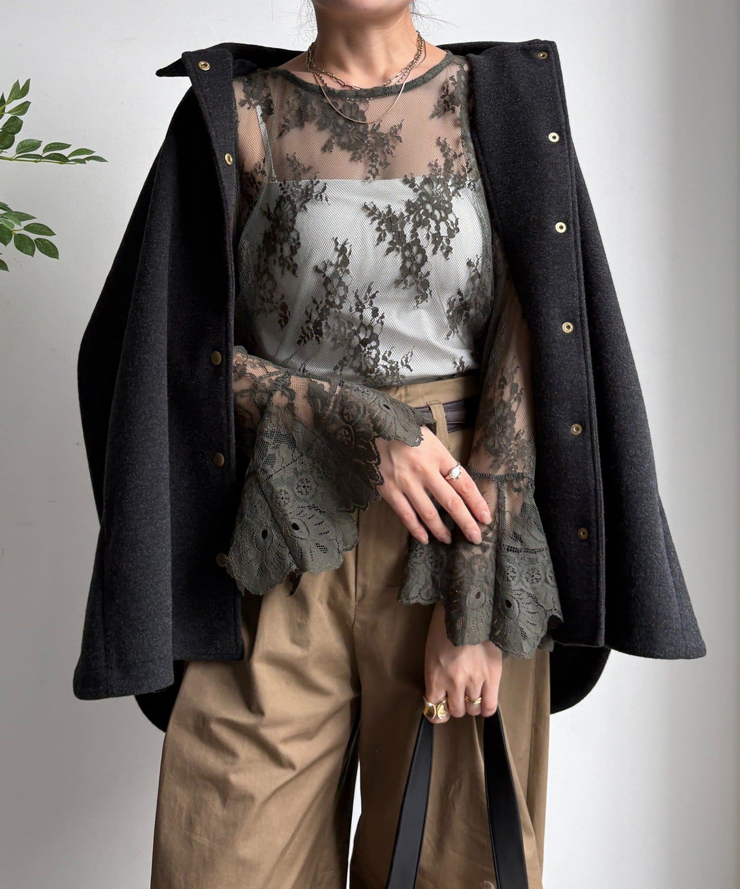 DOUDOU(ドゥドゥ) 【完売カラー再追加！/レイヤードアイテム/着映え◎】レースフレアブラウス