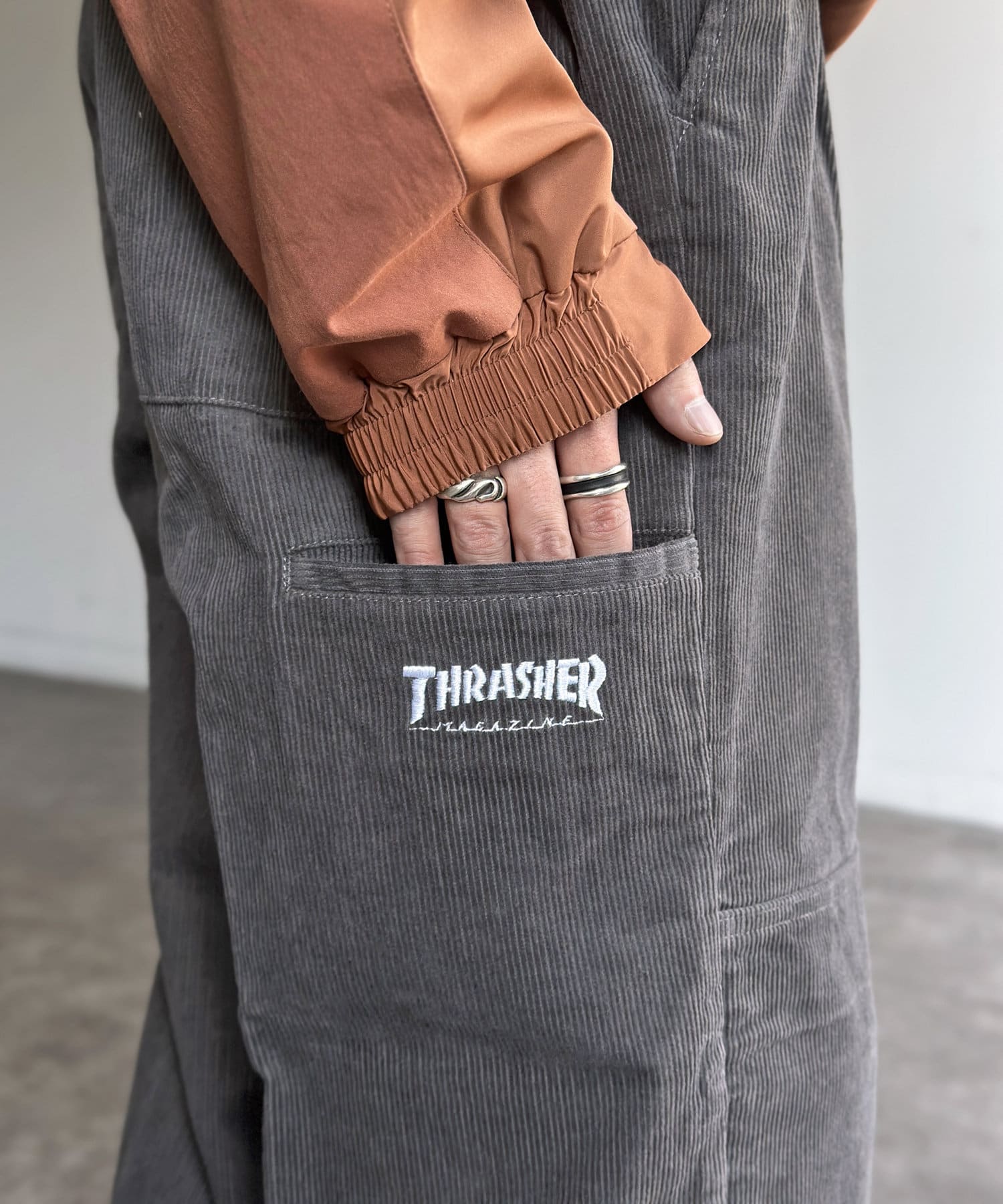 CPCM(シーピーシーエム) 【THRASHER】コーデュロイダブルニーパンツ