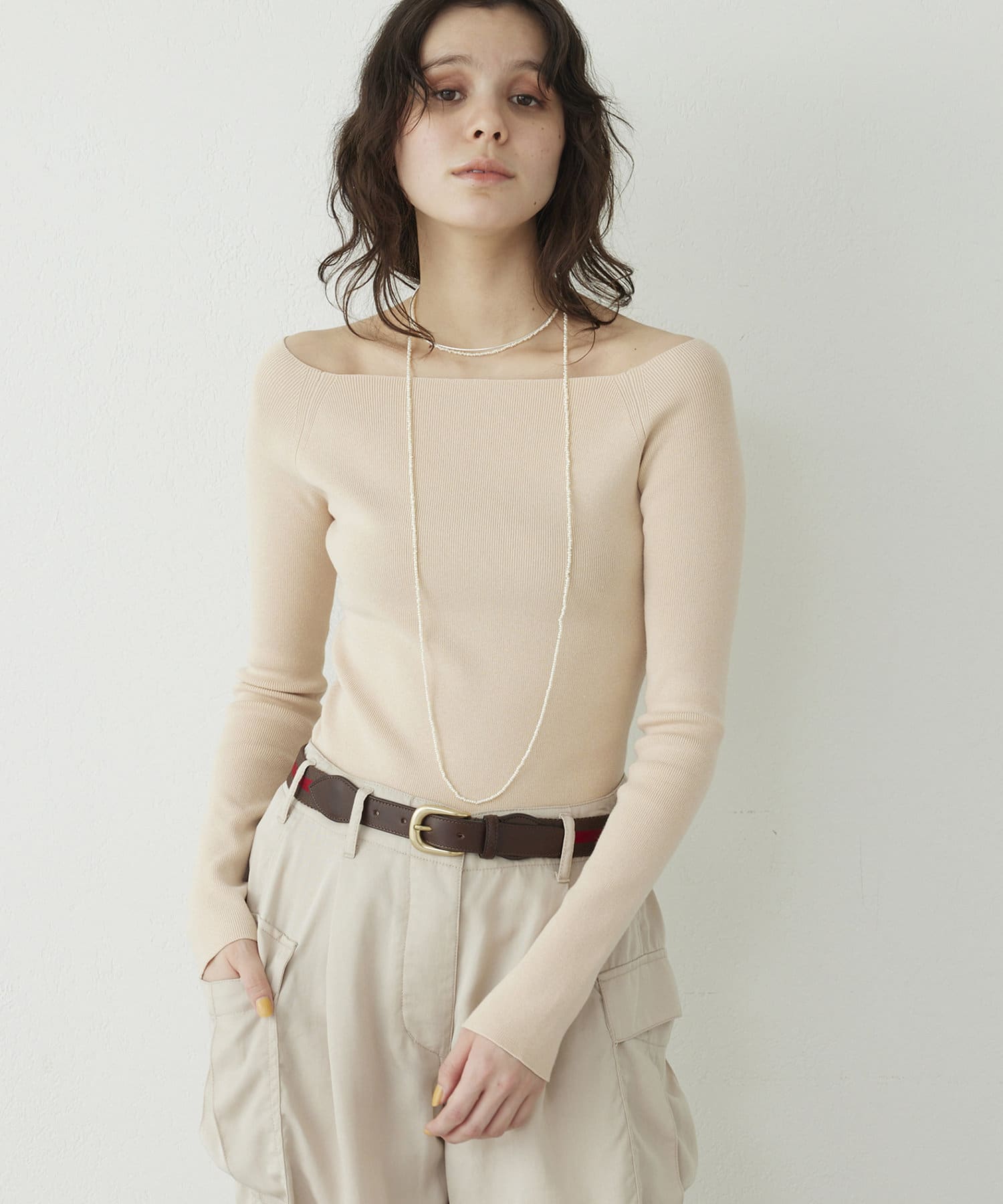 【メーカー再生品】 PAUSE】オフショルニットプルオーバー THE | Gazette Whim トップス